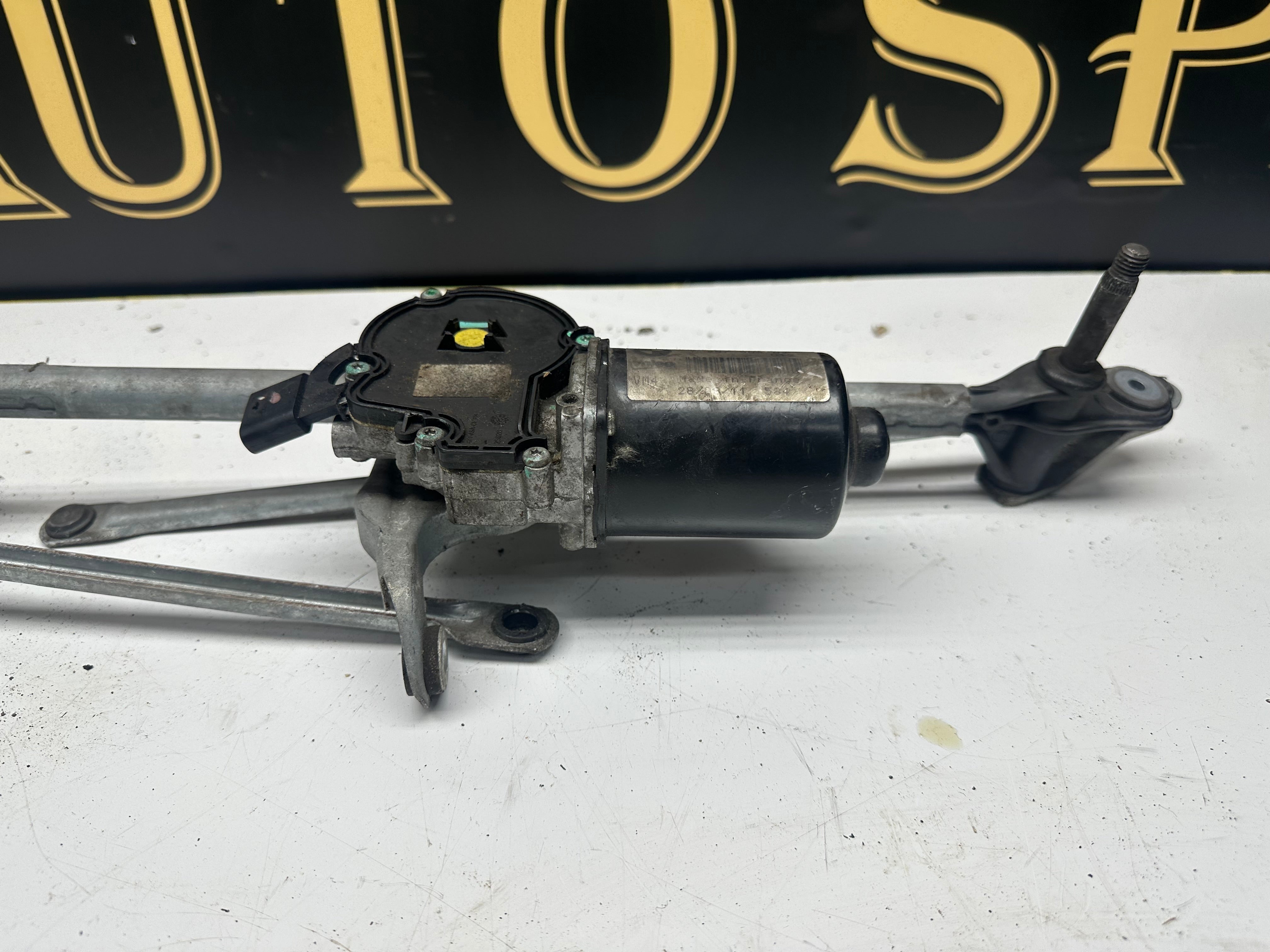 BMW 1 Series Windscreen Front Wiper Motor (726750402) (W000026098)