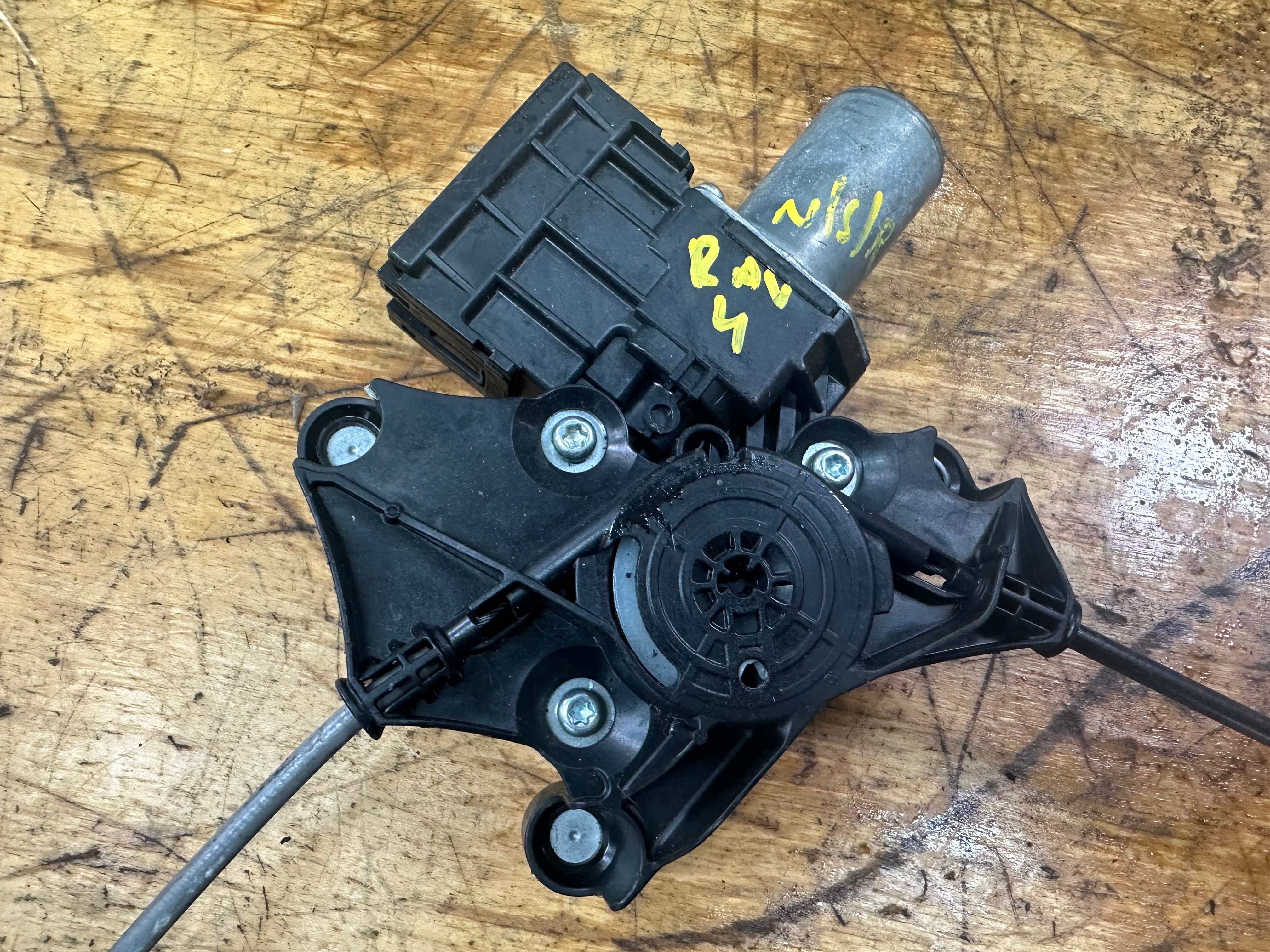 Toyota RAV4 2019–24 Rear Left N/S/R Window Regulator (85720-42140) (062020-5531)