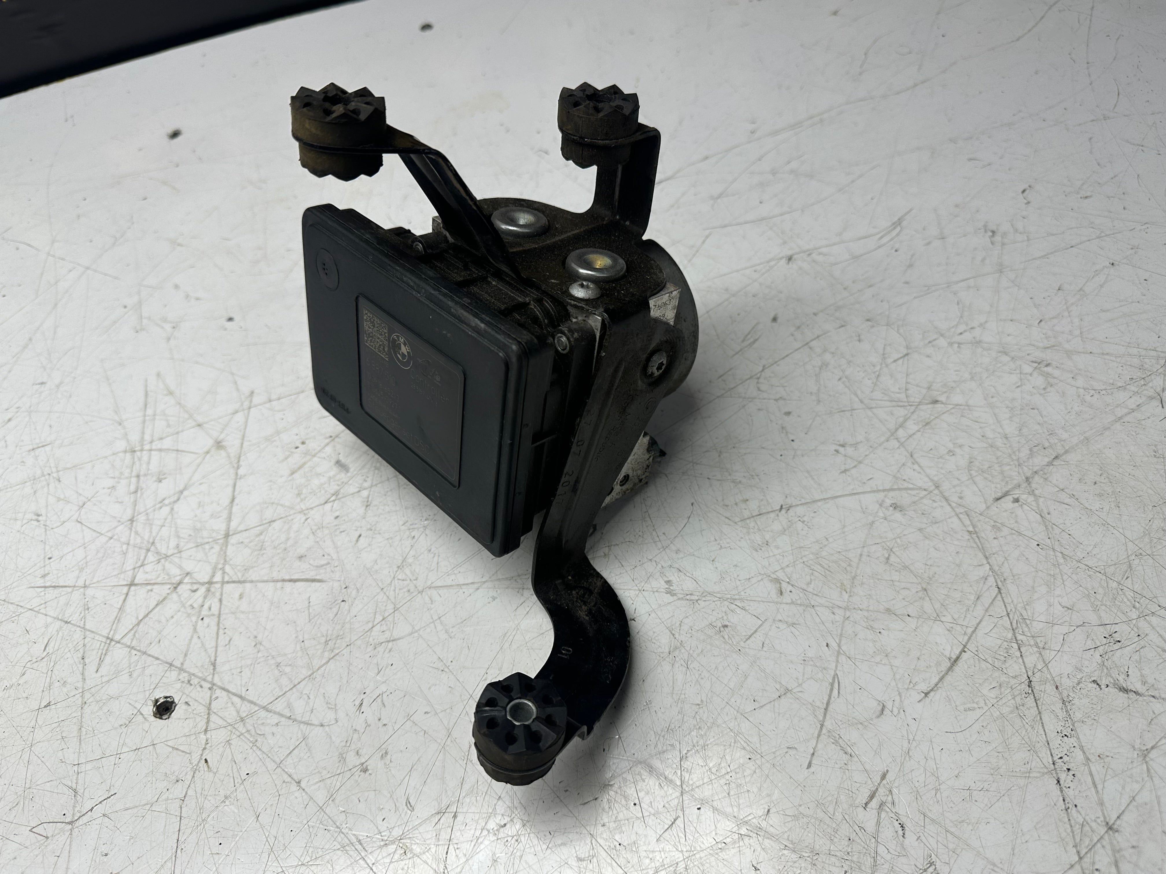 BMW 1 & 3 Series ABS Pump ECU Unit (3451-6887509-01) (6887510) (10.0220-1084.4)