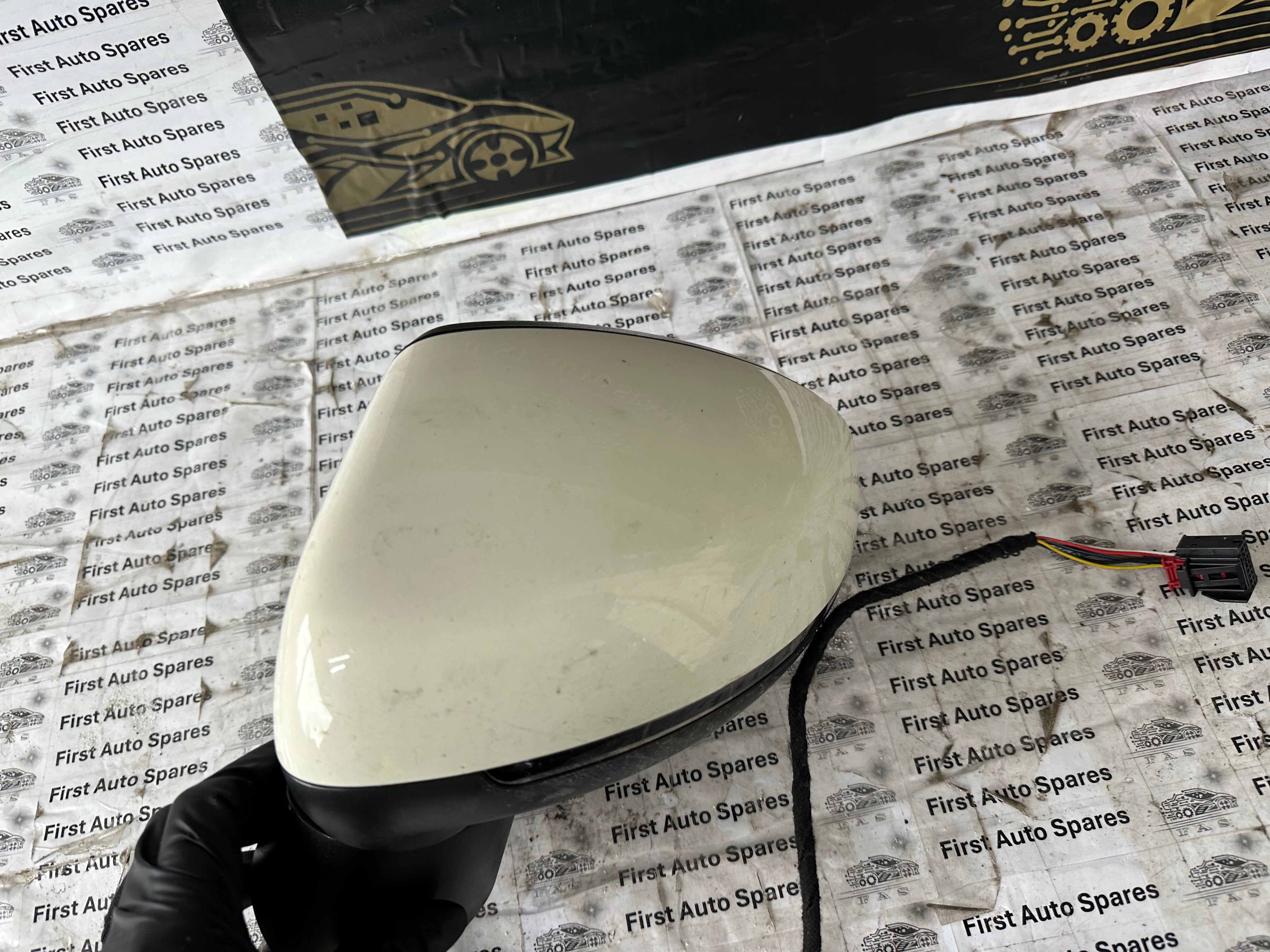 Audi A1 8X MK1 2010–2018 Passenger N/S Left Wing Mirror (262049-2-10B)