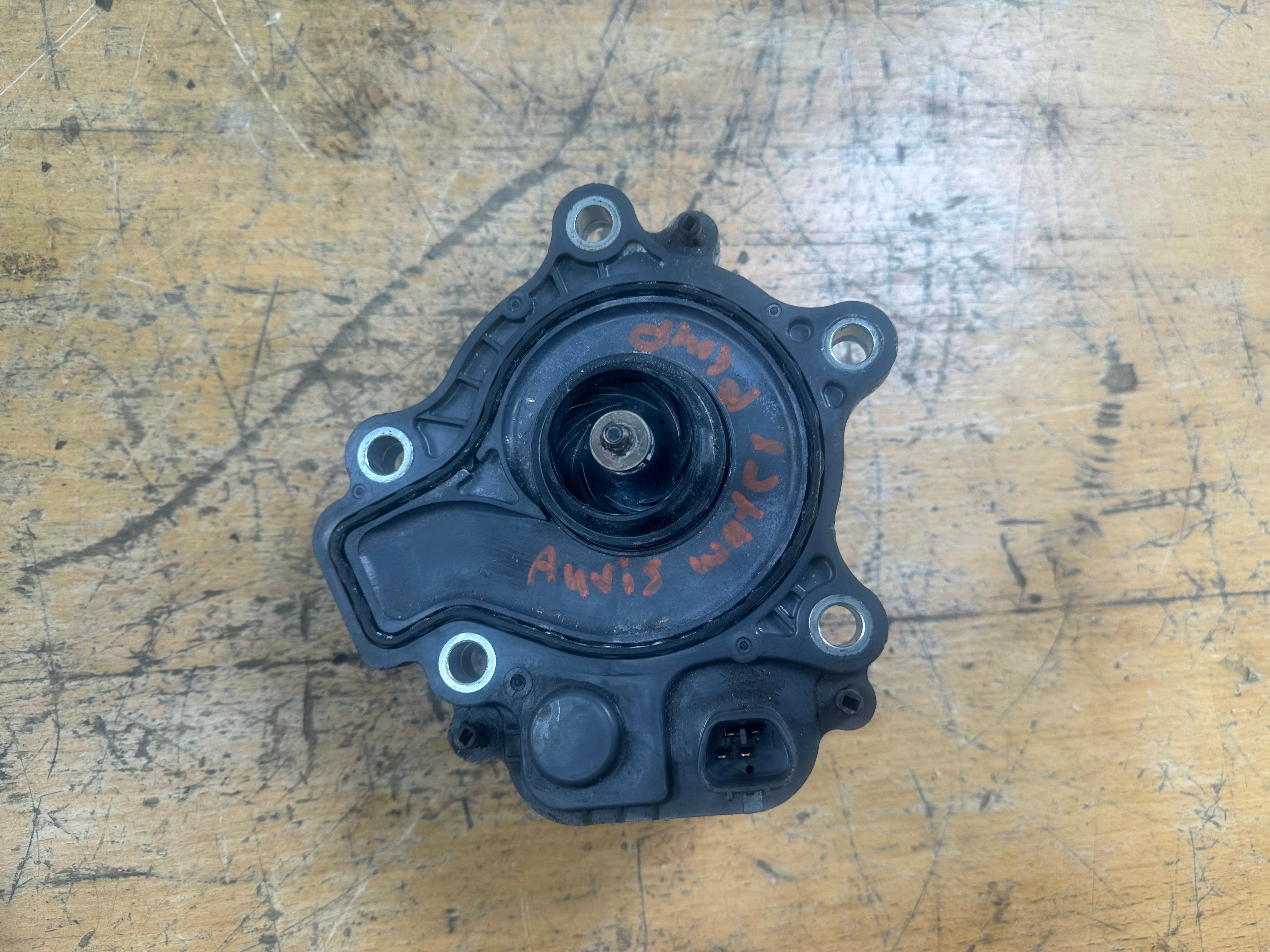 Toyota Prius / Auris 2010-2015 Engine Electric Water Pump (WPT-190 41500E) (161A0-29015)