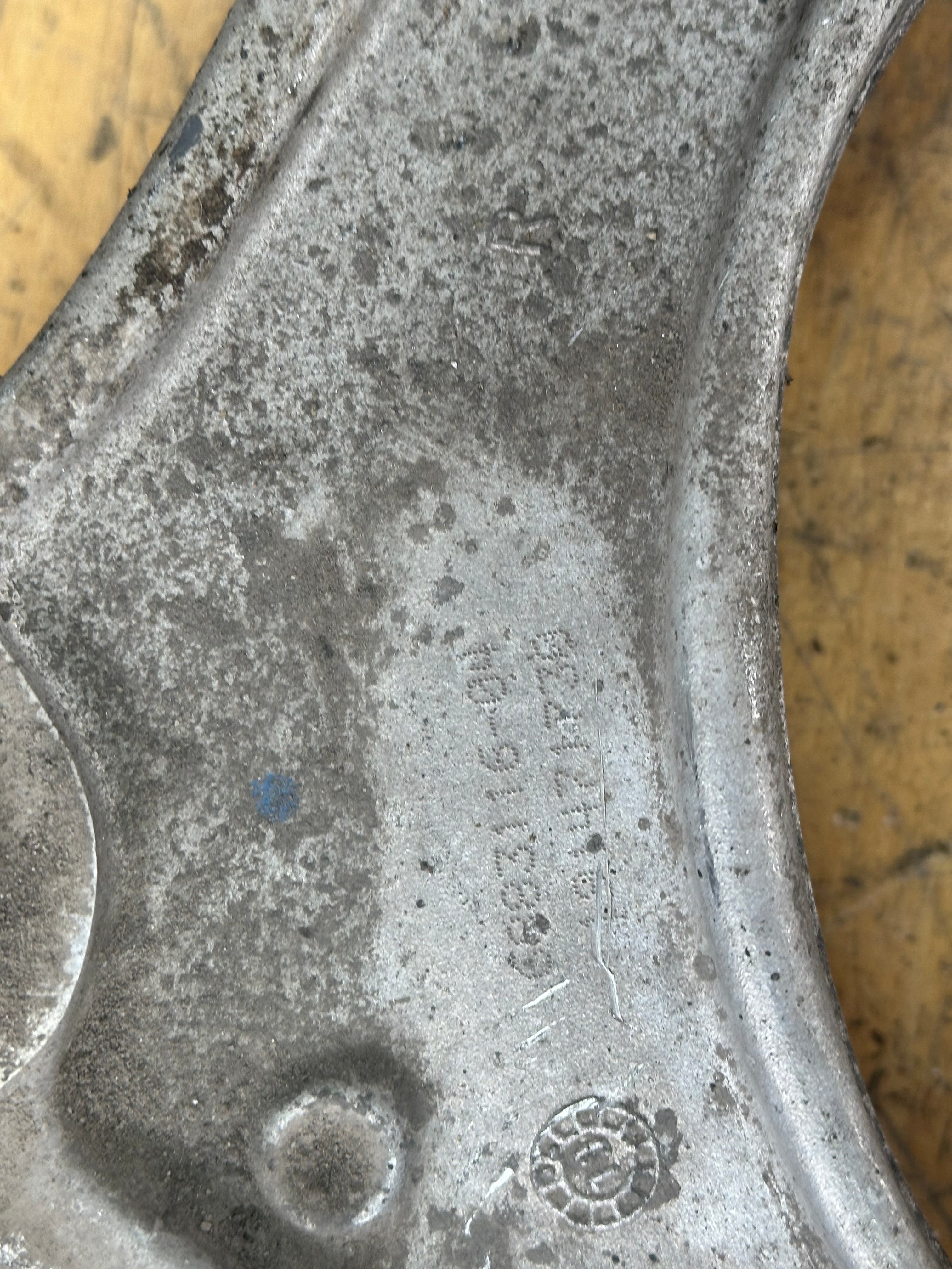 BMW X5 Series G05 2019 Front Right Upper Control Arm (6883116) (191471730)