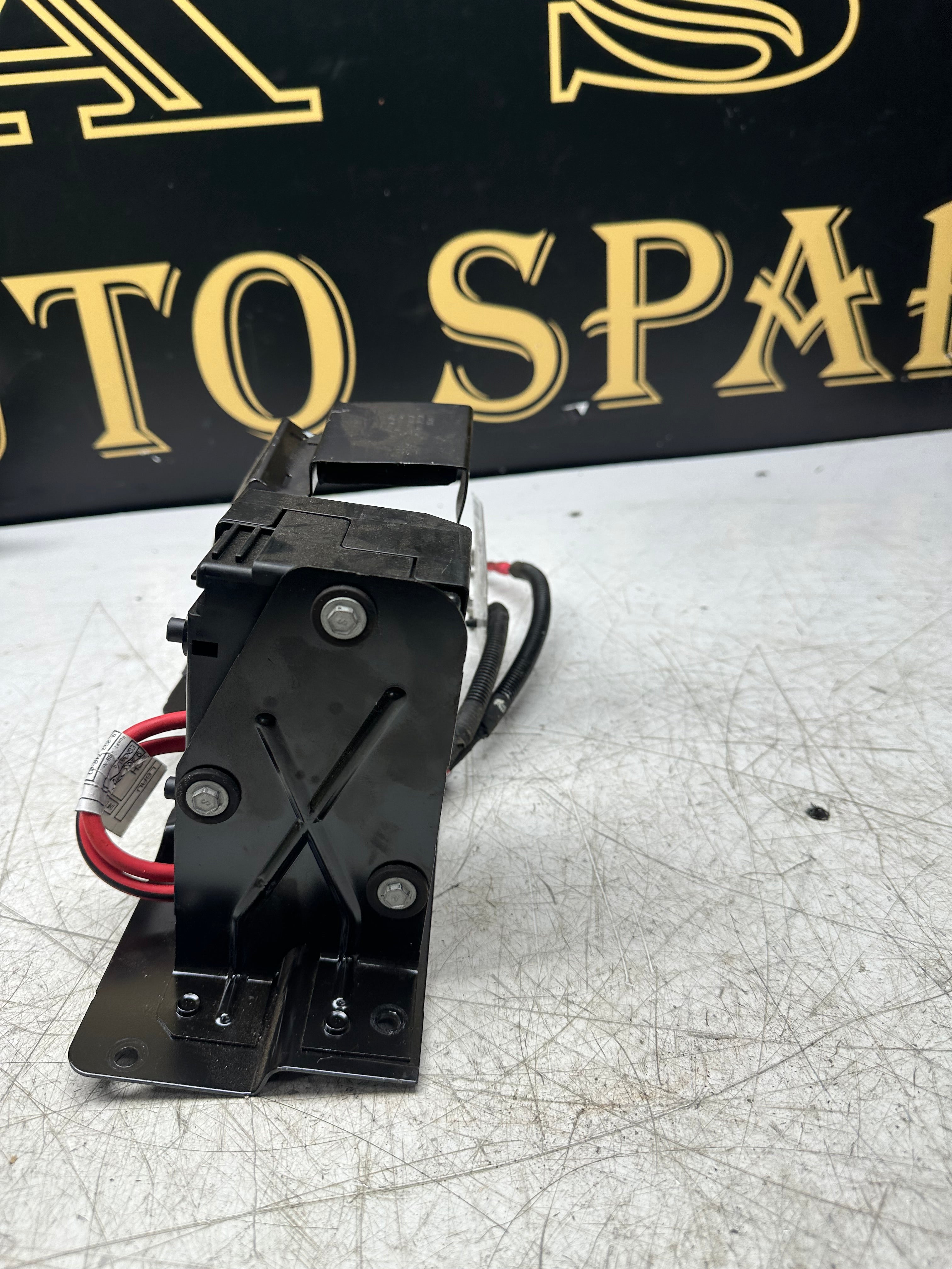 BMW 7 Series G11 G12 Fuse Box Set (920198003)
