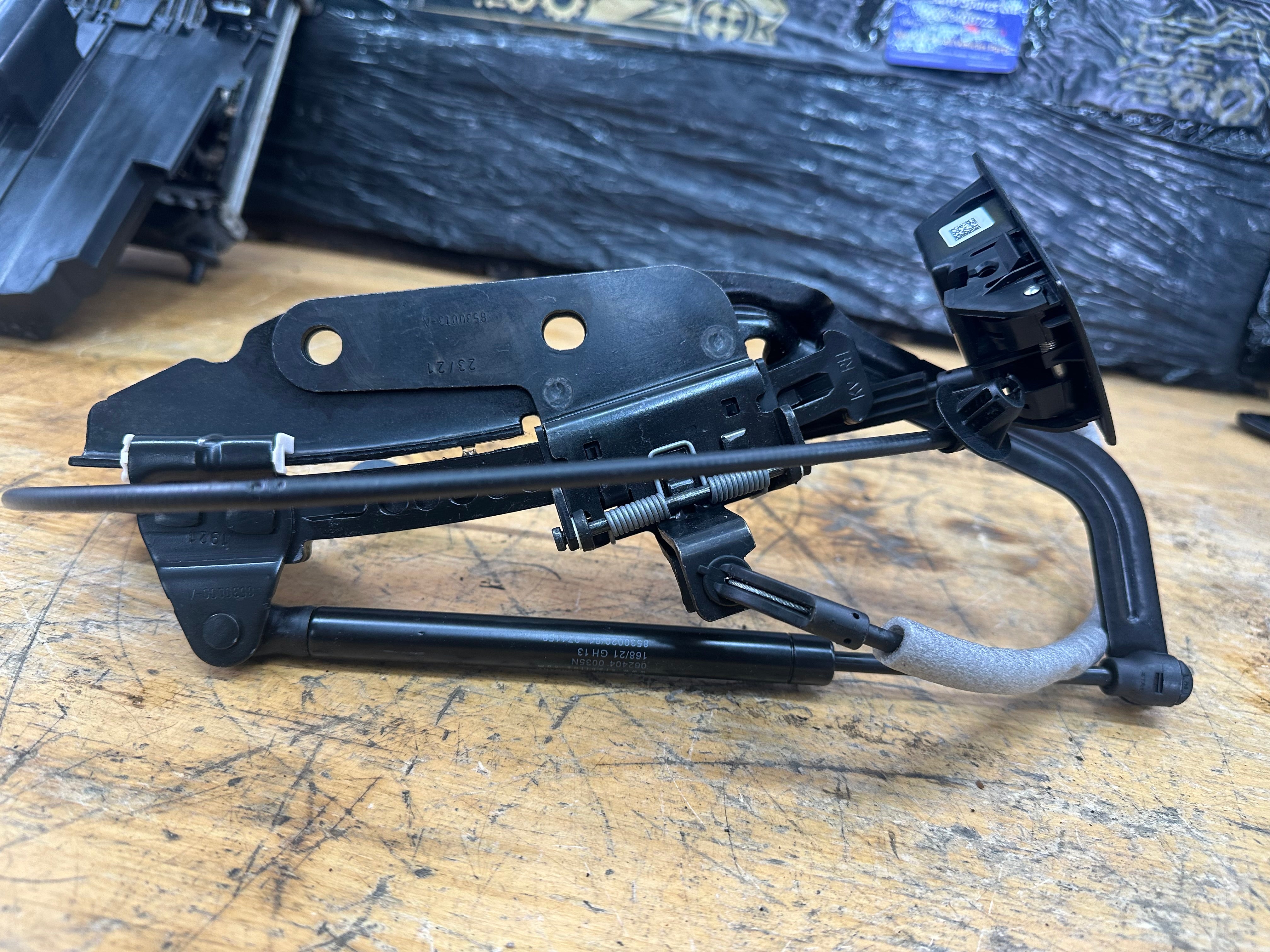 BMW X3 F97 2021 M Rear Right Side Control Mechanism (7404186) (7404186-13)
