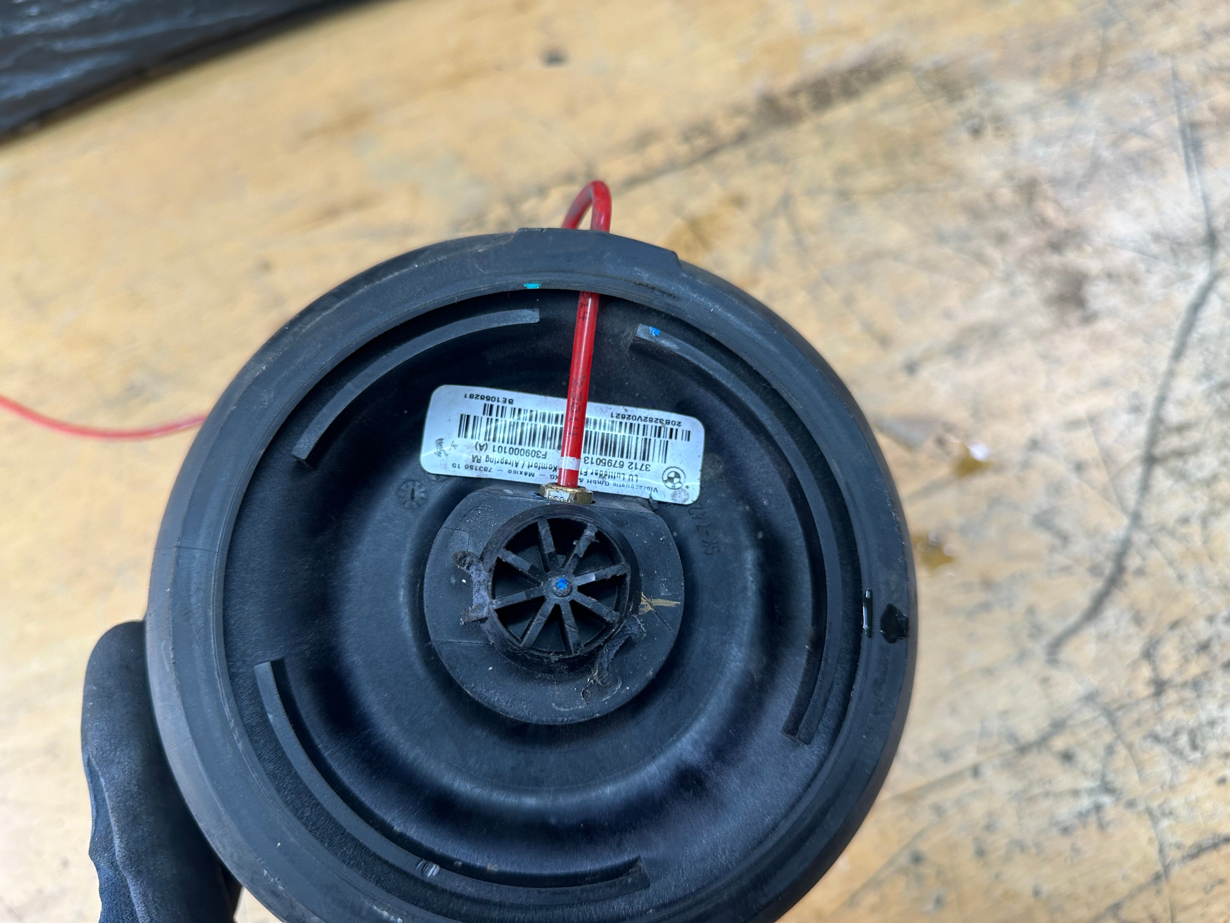 BMW X5 F15 Rear Right Air Suspension Spring Bag (6795013-01) (6795013)