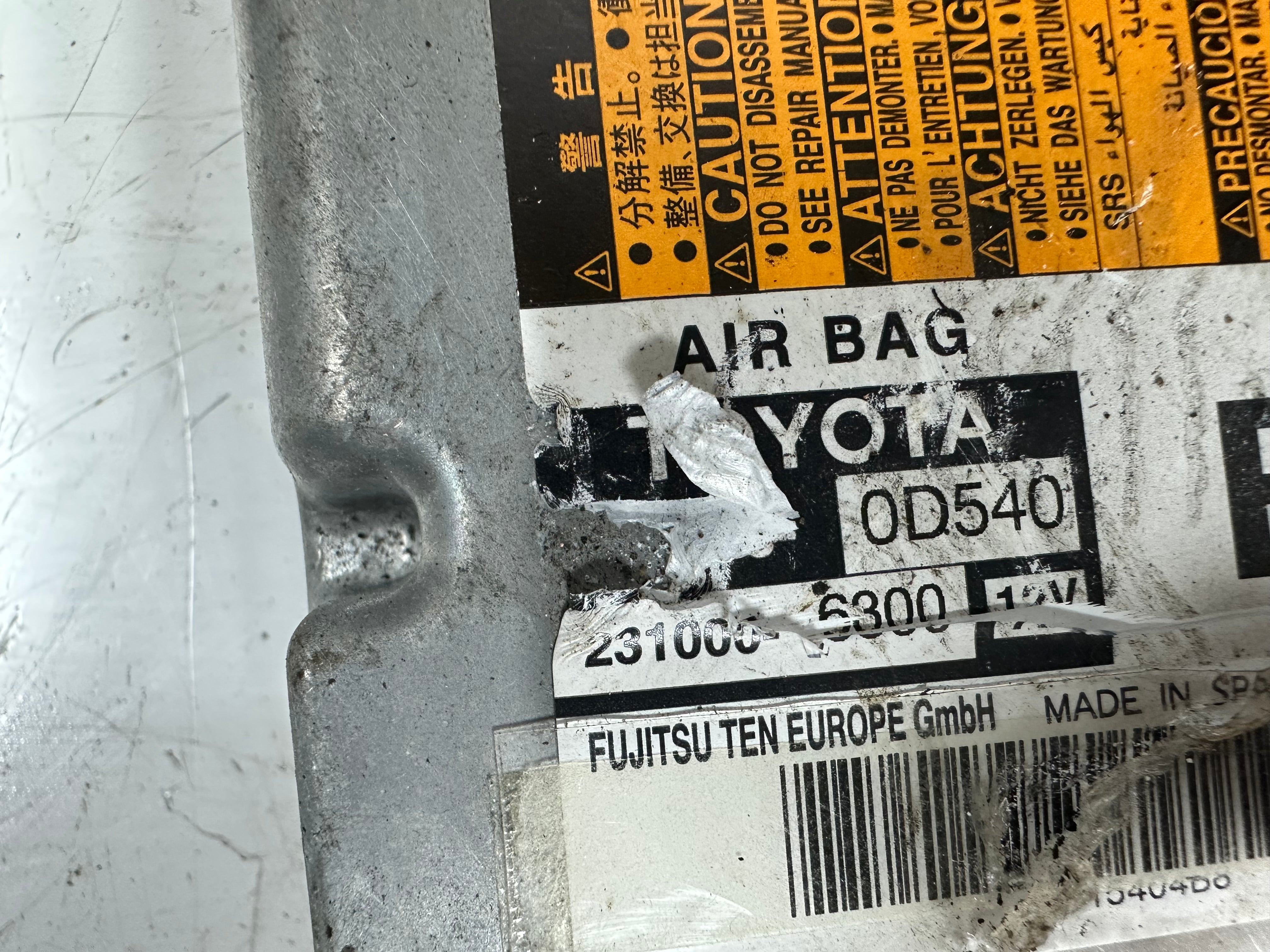 Toyota Yaris RU Airbag Restraint Control Module (231000-6300)