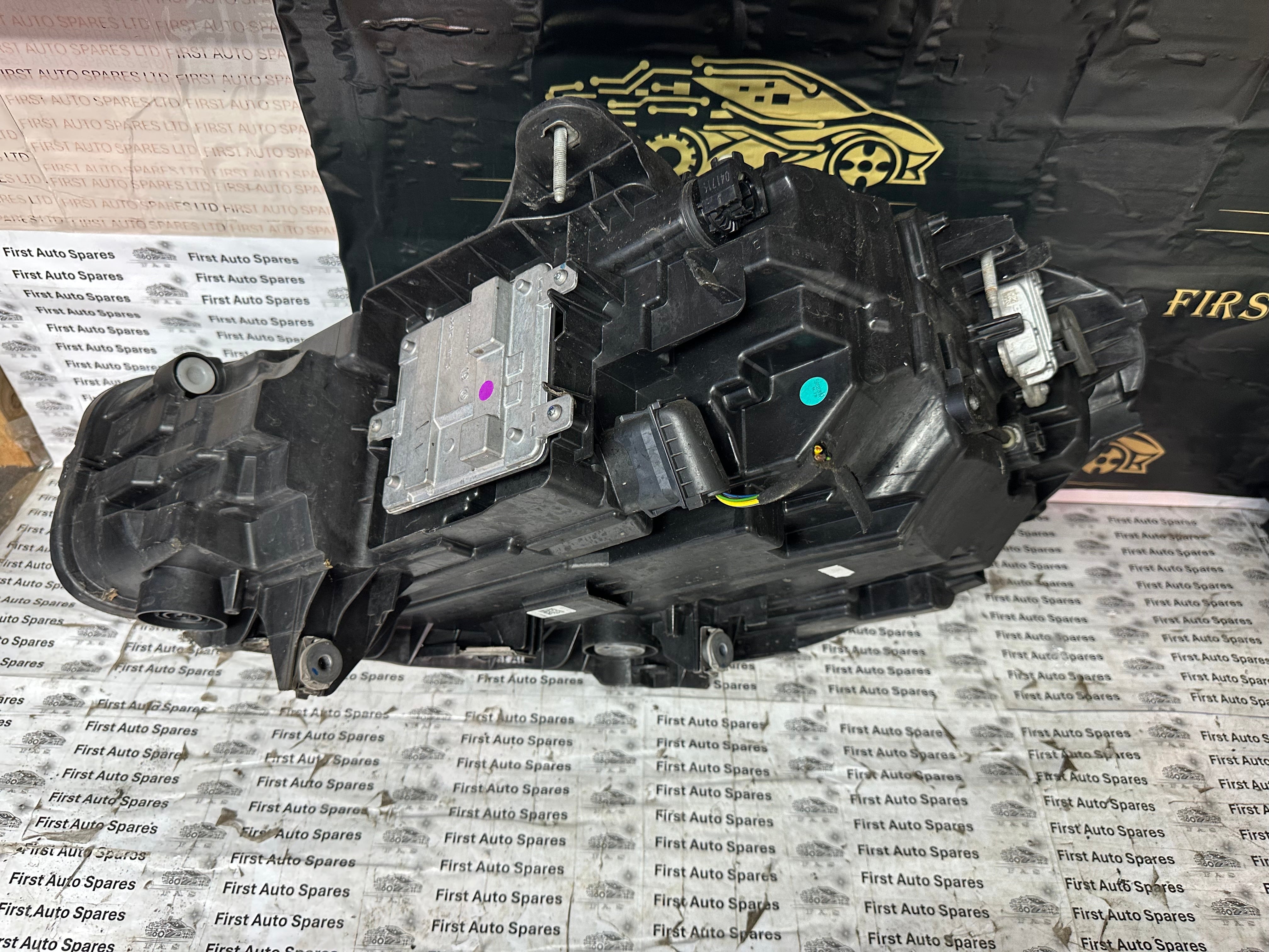 BMW 1 Series F40 Right Driver Complete LED Headlight 2019–2024 (9482810-08)