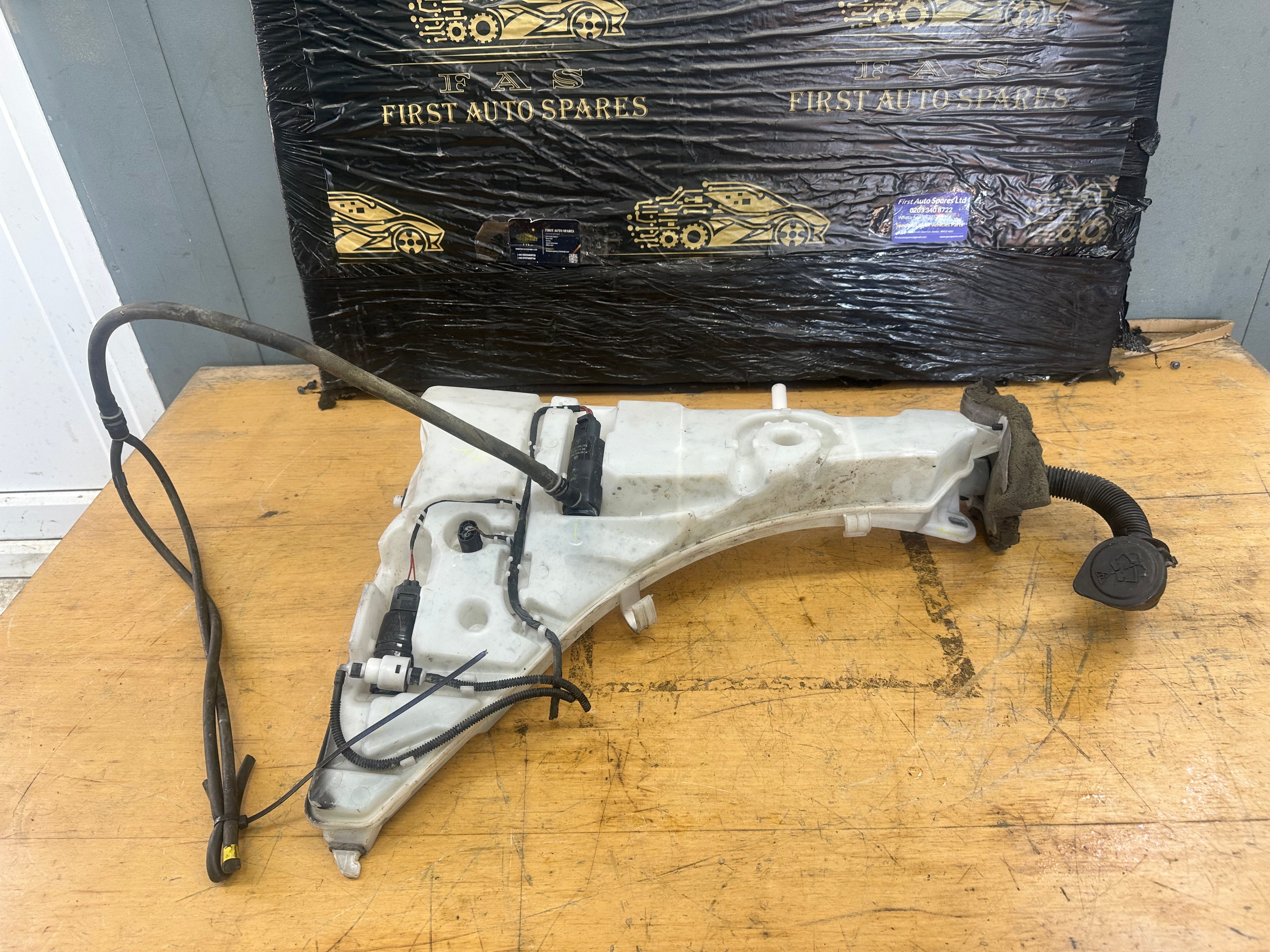 BMW X5 F15 2014–2018 M Sport Windscreen Washer Bottle (7292424) (7292424-14)