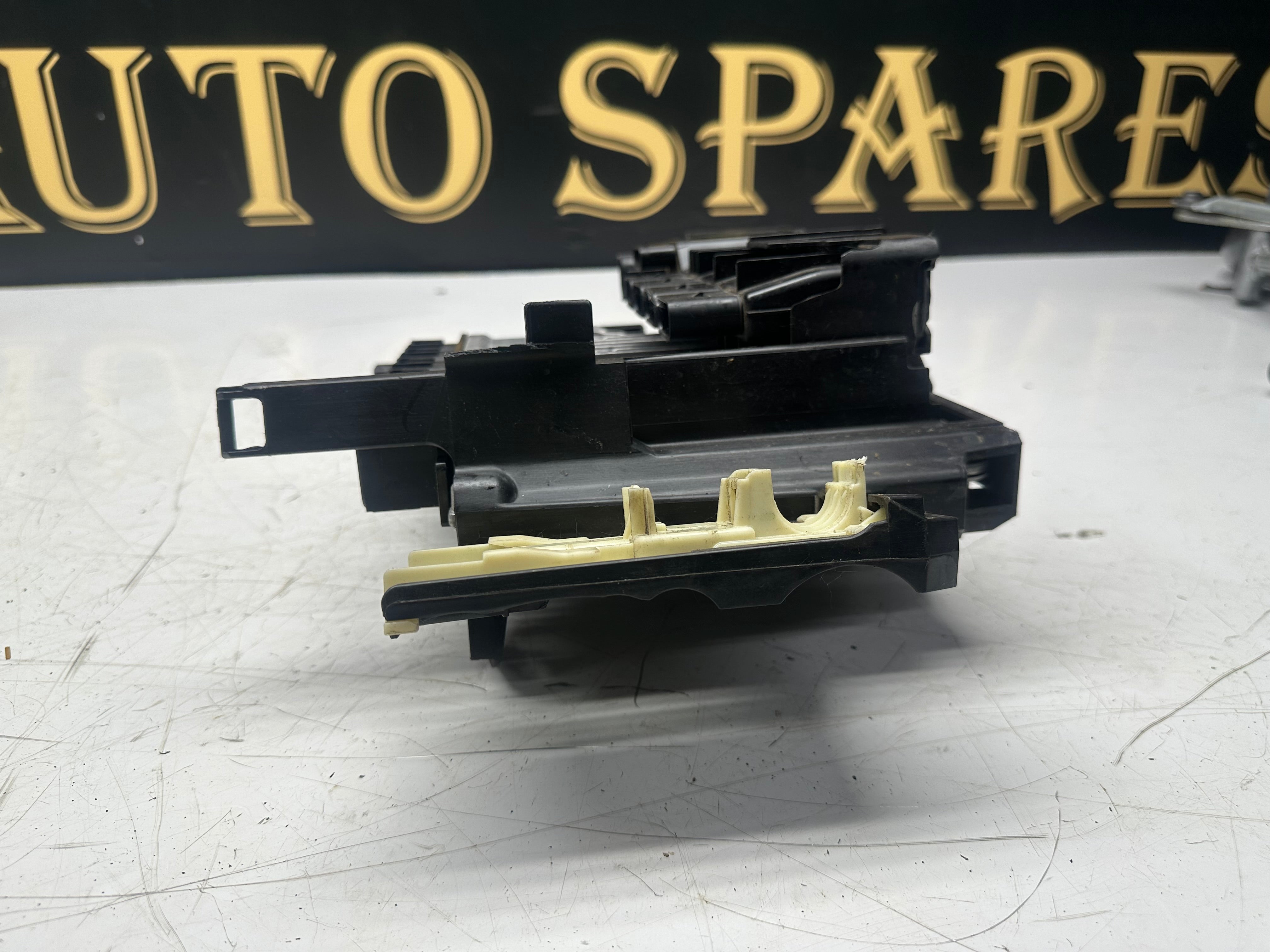 BMW Computer ECU (8693212-01) (0261S18706)