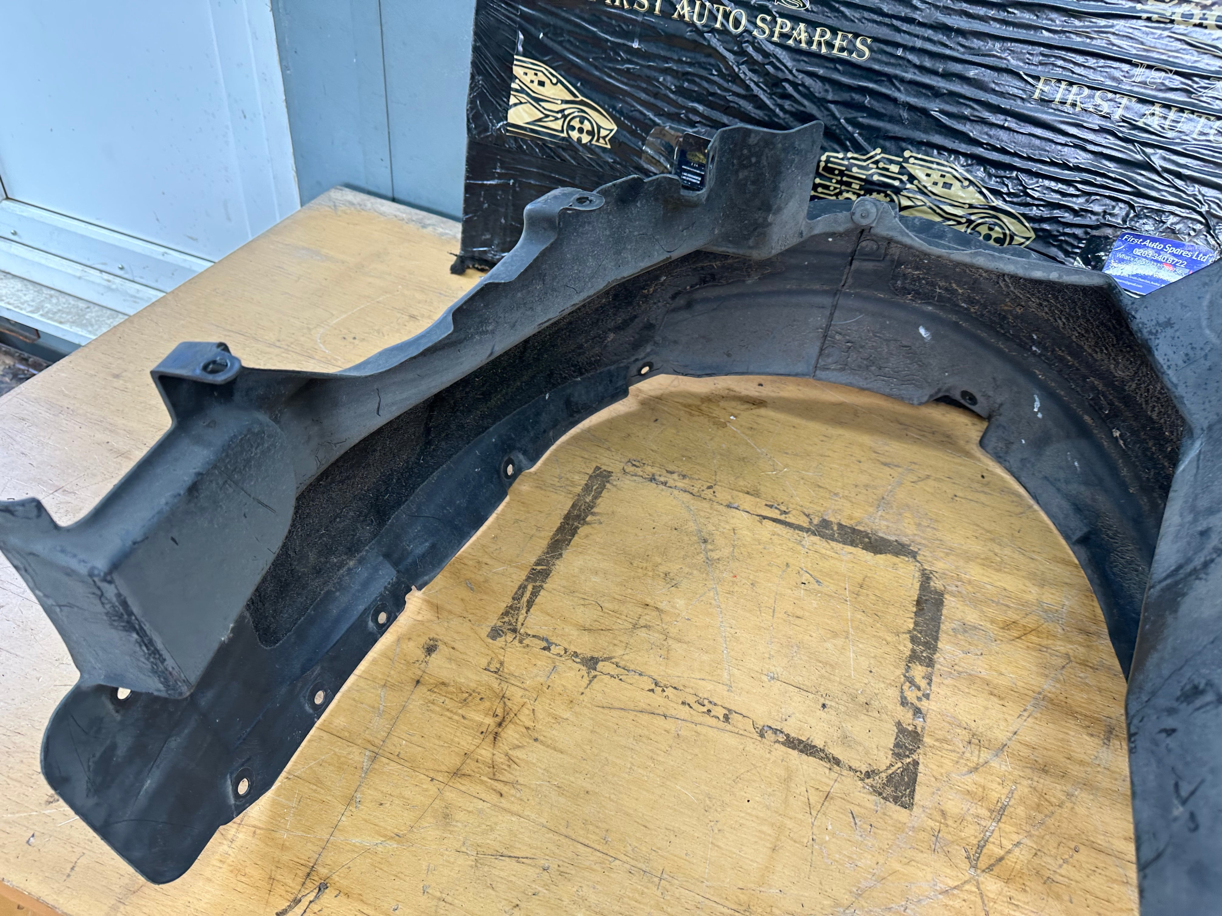 BMW i3 2019 Inner Wing Arch Liner Rear Right Driver Side (7394078)