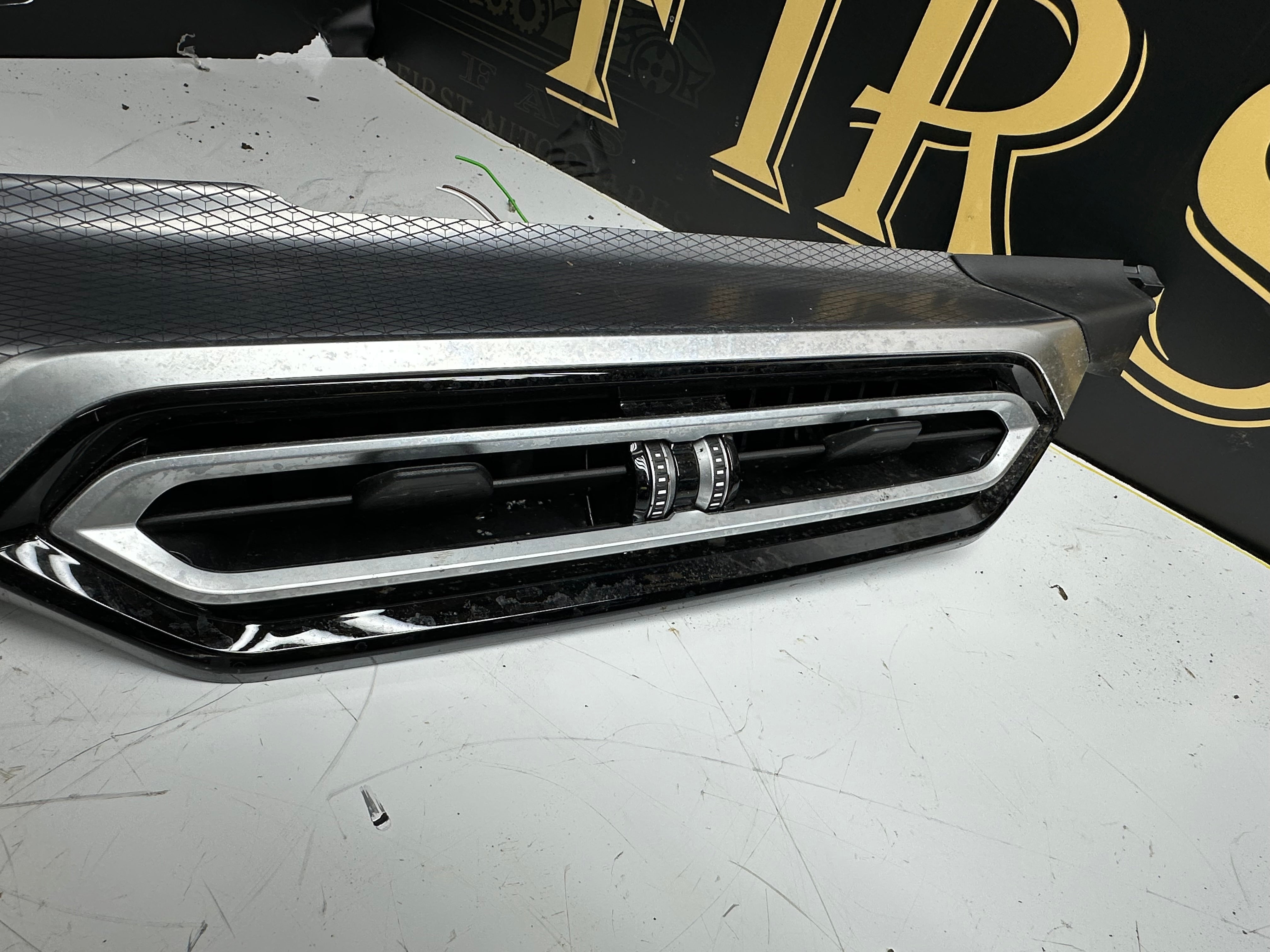 BMW 3 G20 G21 2023-24 Dashboard Glove Box Trim (9P962571809) (3036875)