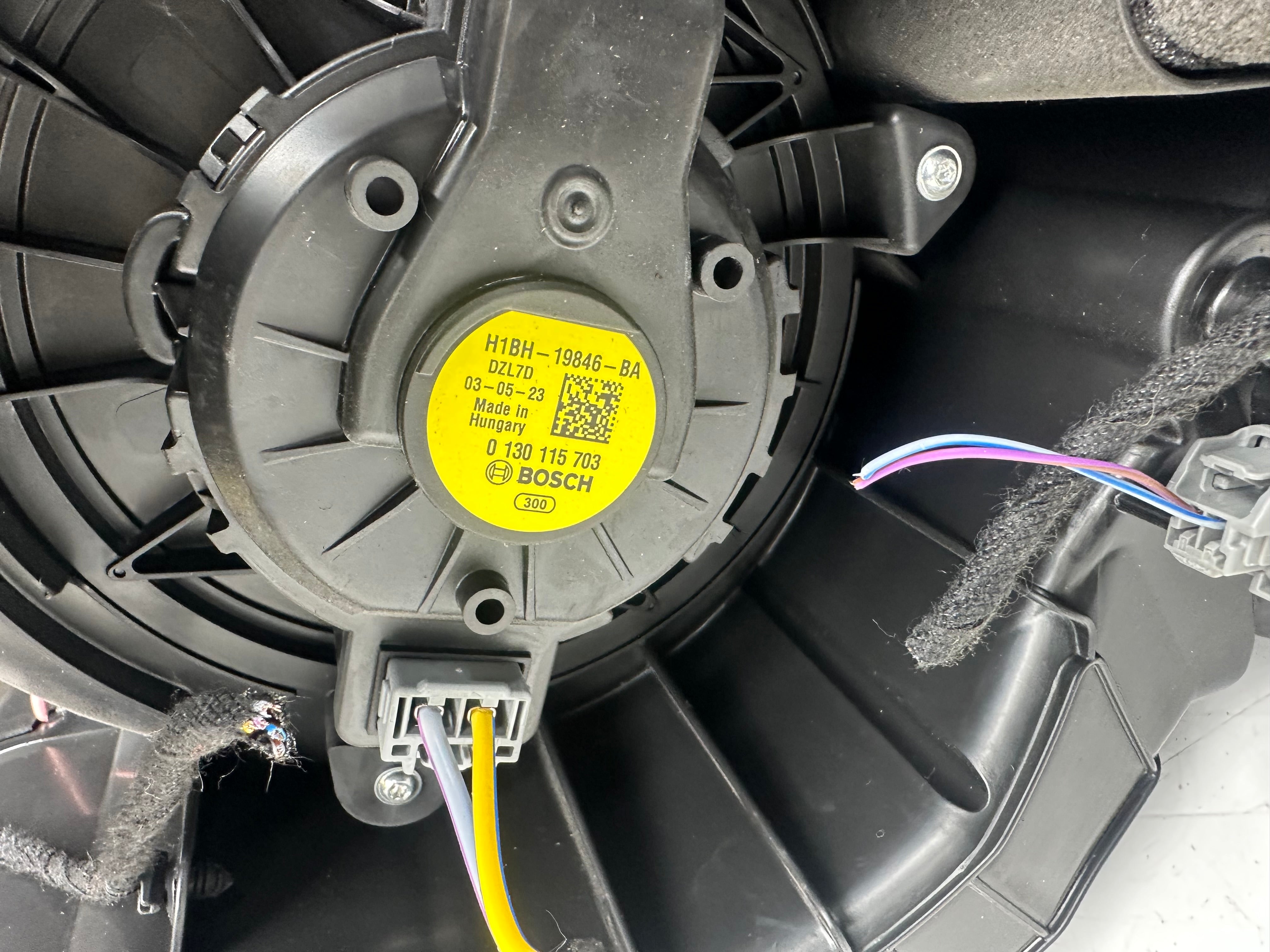 Ford 2021 Heater Matrix / Radiator / Core With A/C (H1BH-19B555-DG)