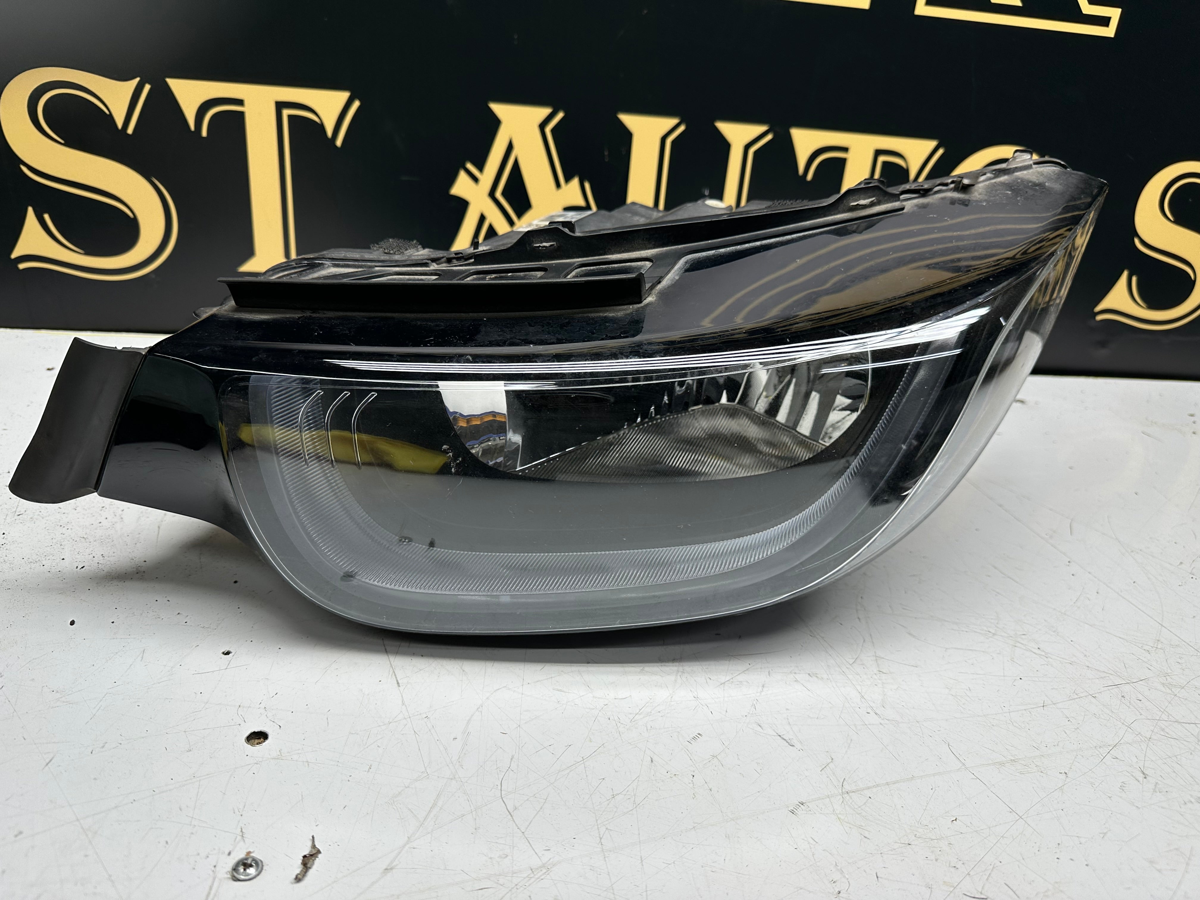 BMW i3 2017 Left Halogen Headlight 7295671 (63.11-7295671-12)