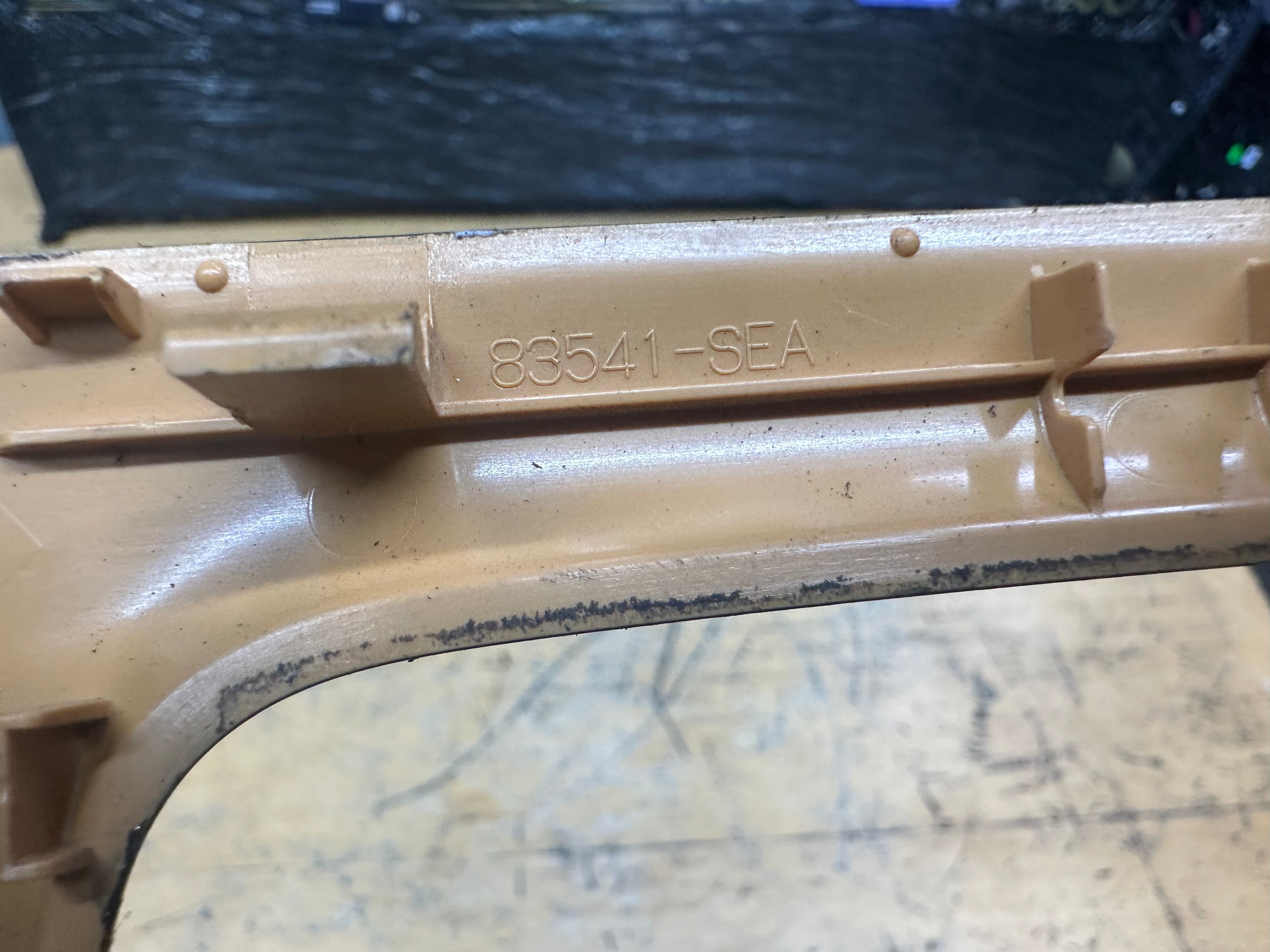 Honda Accord 2008 Front Right Driver's Door Window Switch (83541-SEA)