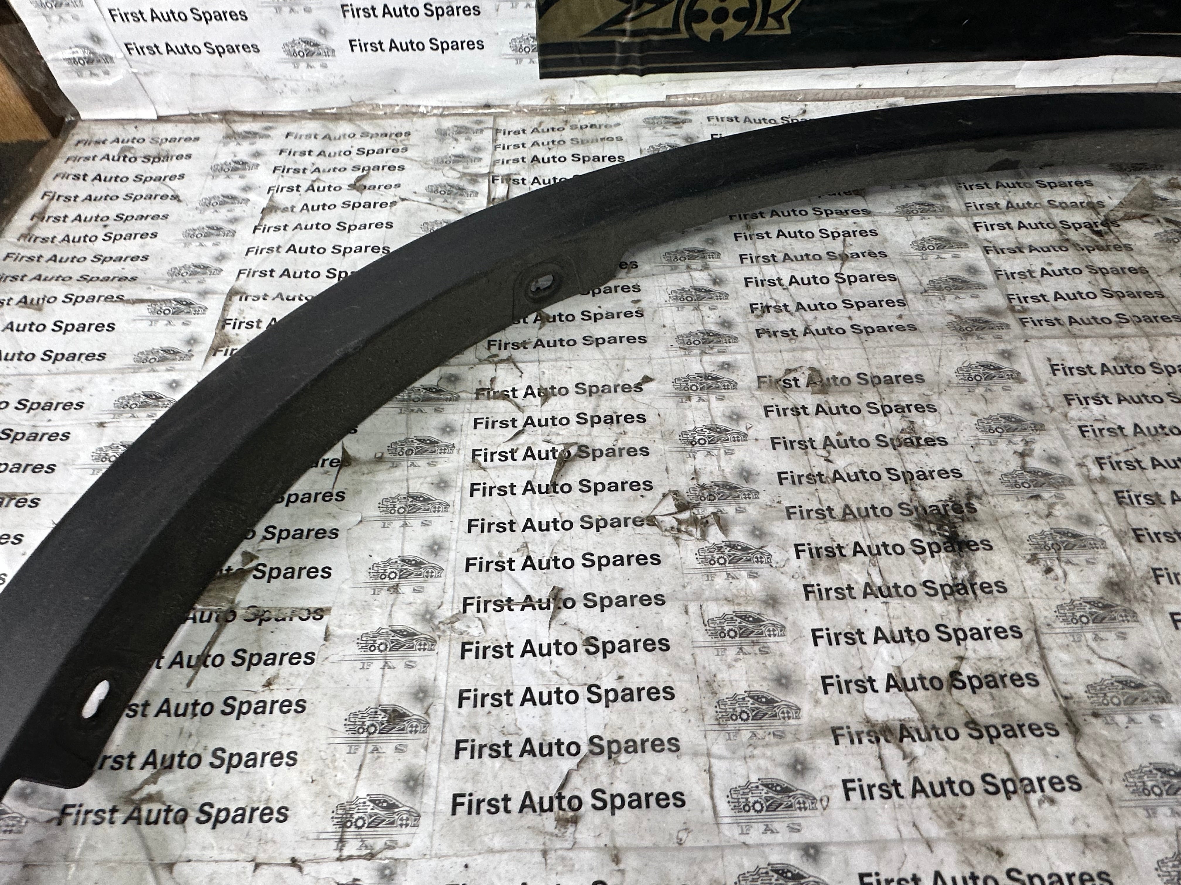 BMW X1 F48 Wheel Arch Wing Trim Rear Right (7332340)