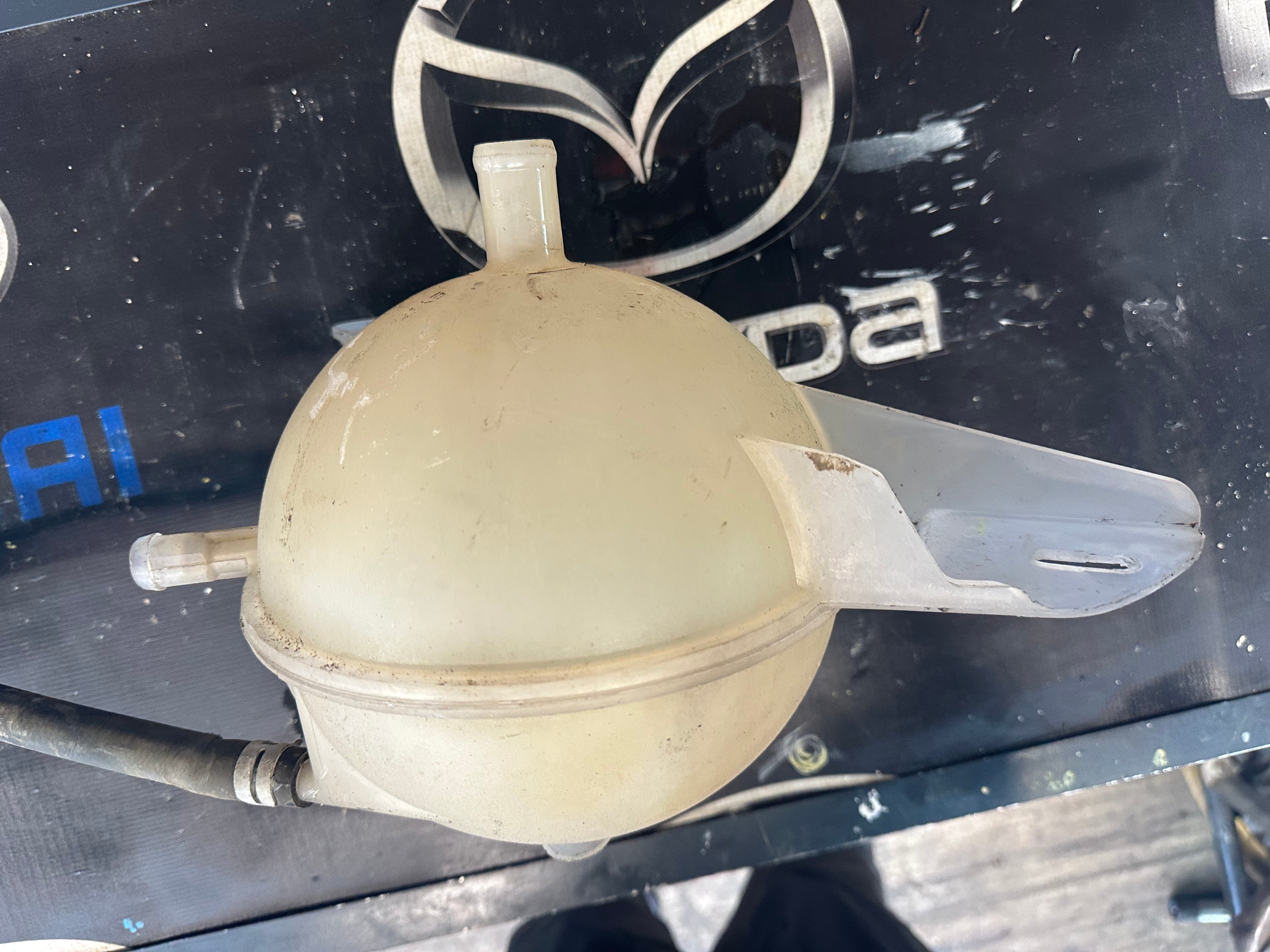 Ford Transit 2013-2018 Expansion/Overflow Bottle (BK218K218AH)