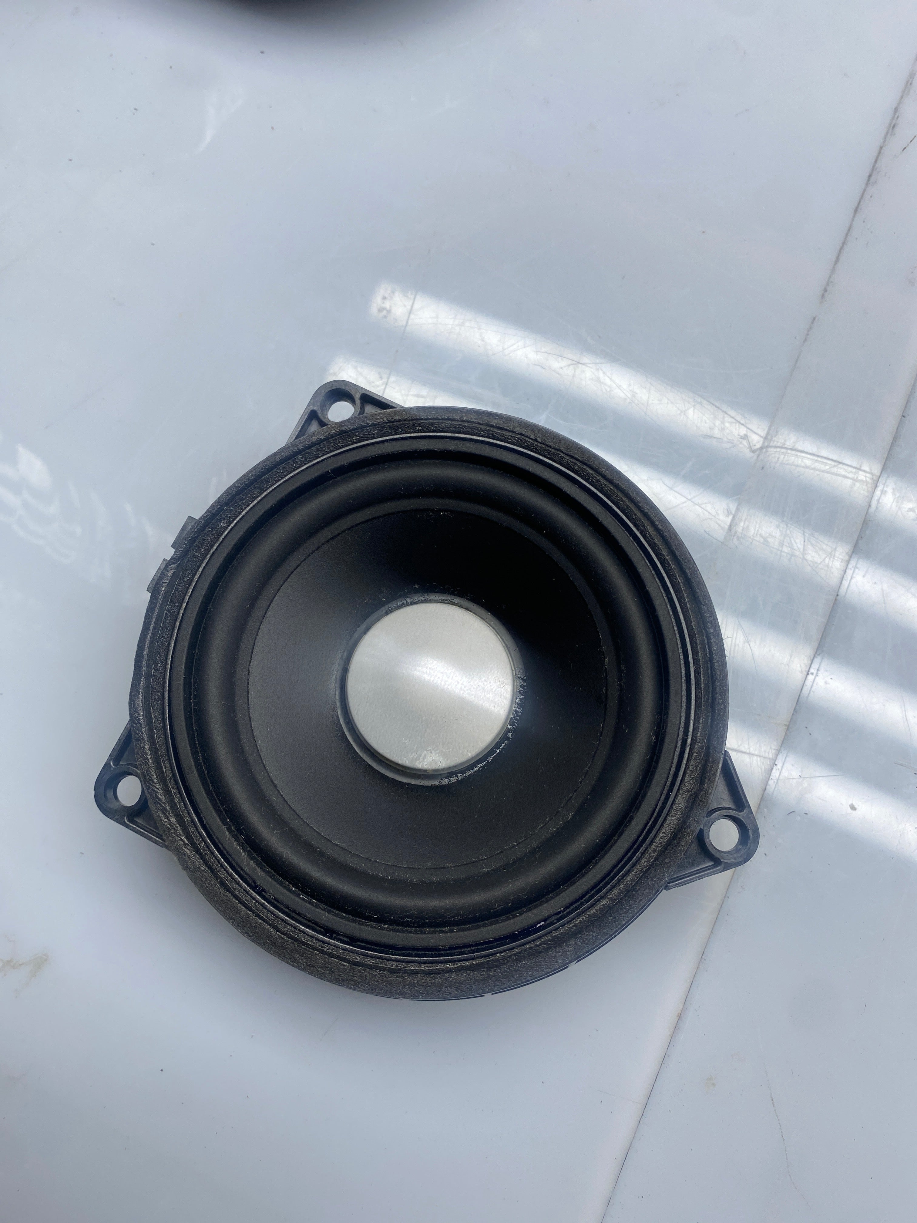 BMW Harman Kardon Midrange Door Speaker F20 F30 G30 (9364956-01)
