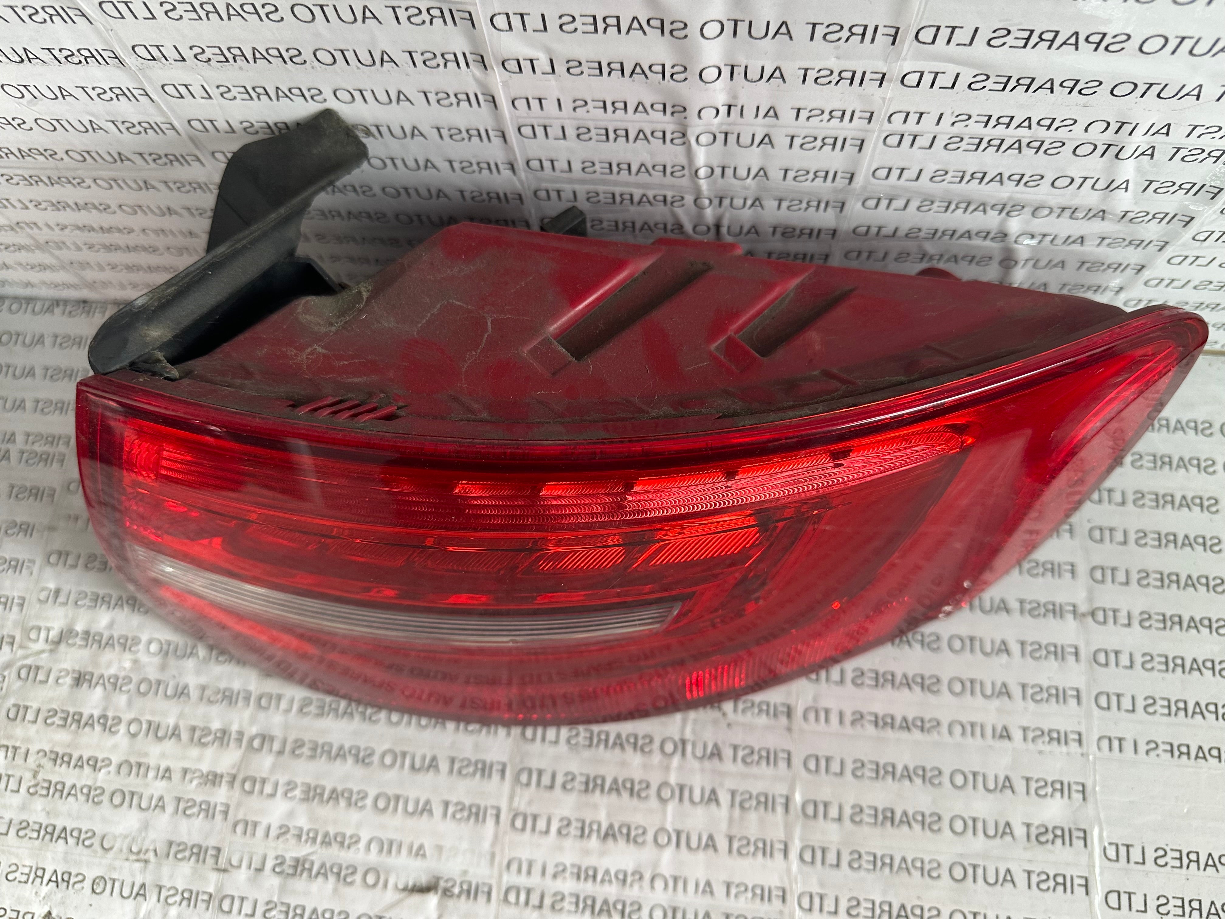 Audi A4 2015 Left Rear Tail Light (8K9 945 095 D)