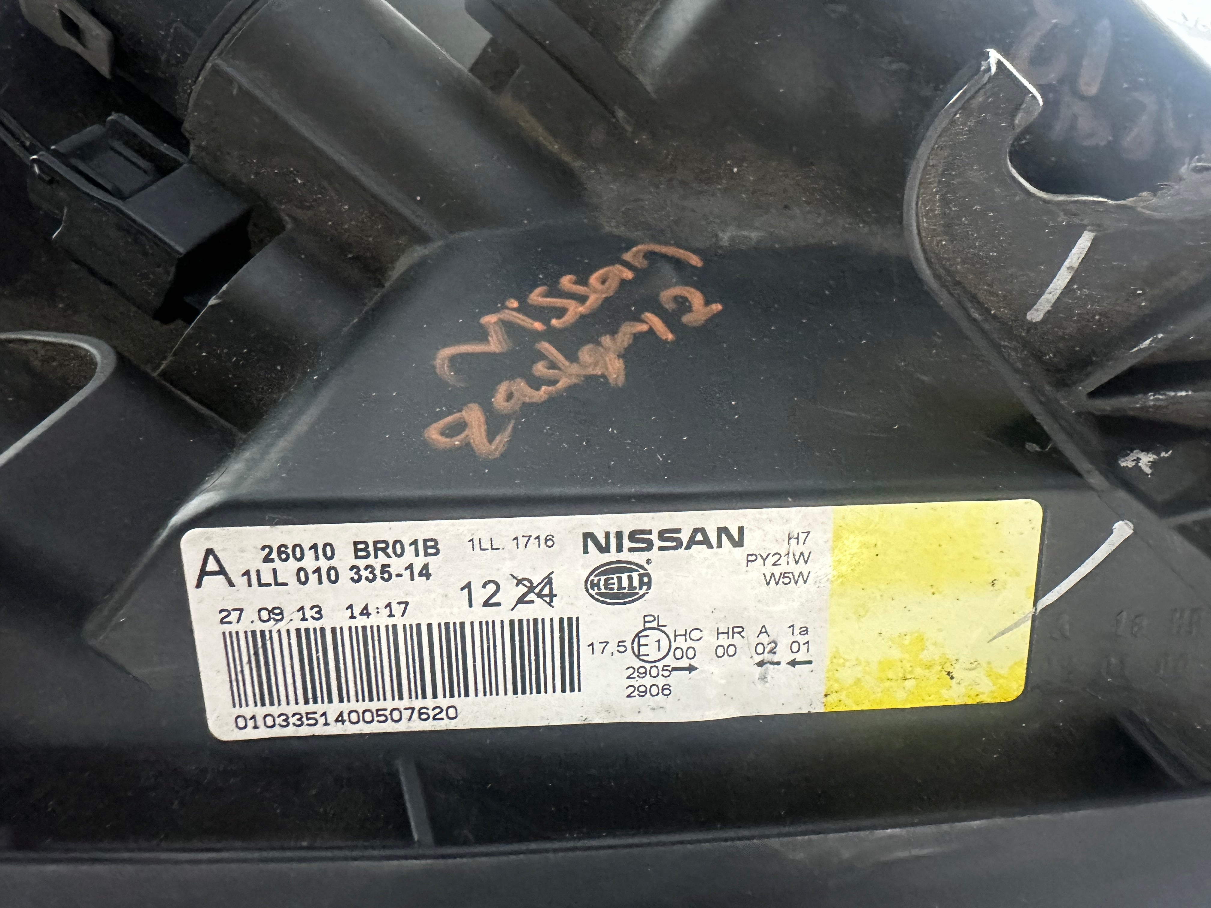 Nissan Qashqai J10 2013 Right Front Headlight (26010-BR01B)