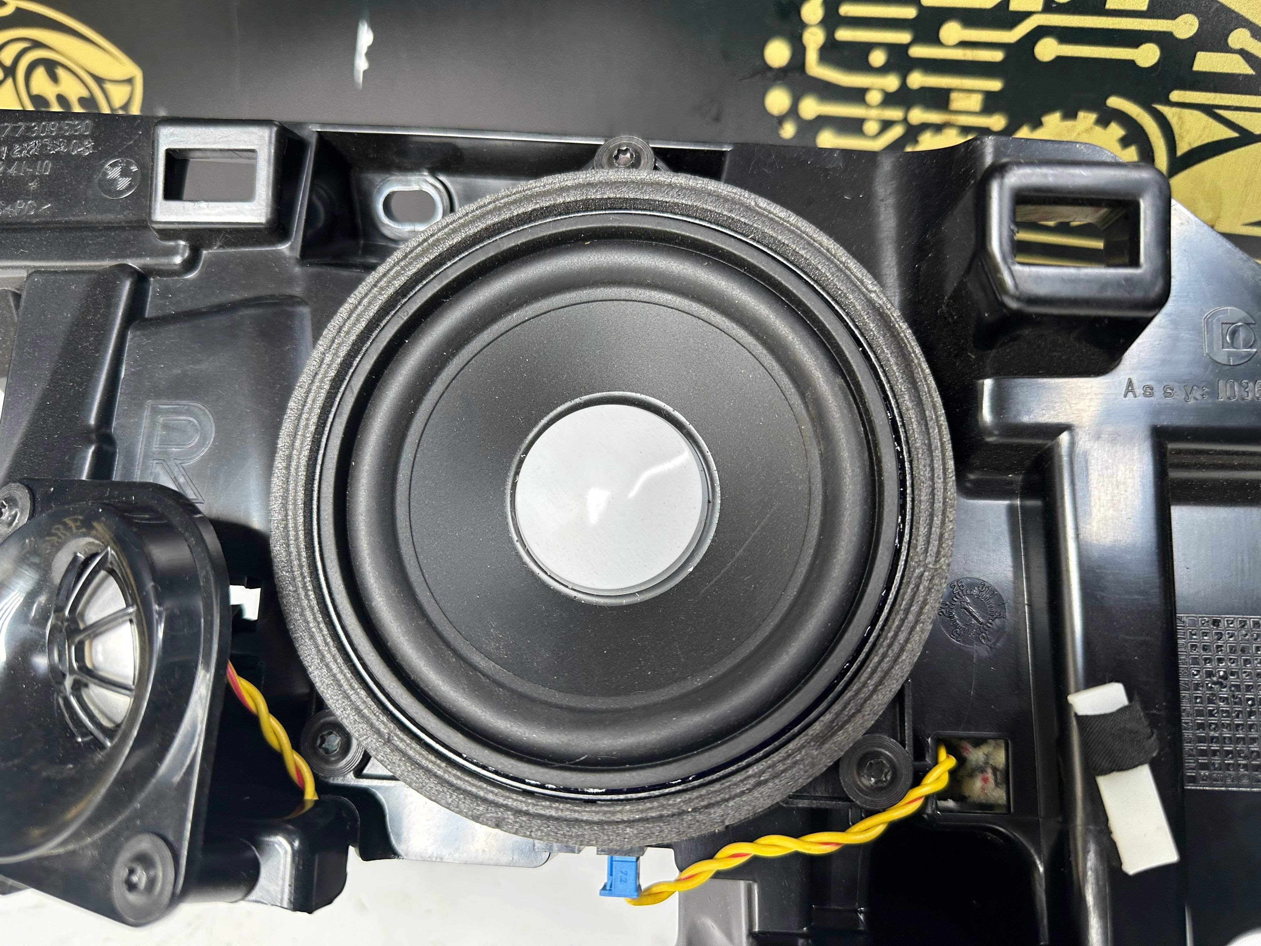 BMW 4 Series F36 Rear Stand Trunk Right Side (51477309530)