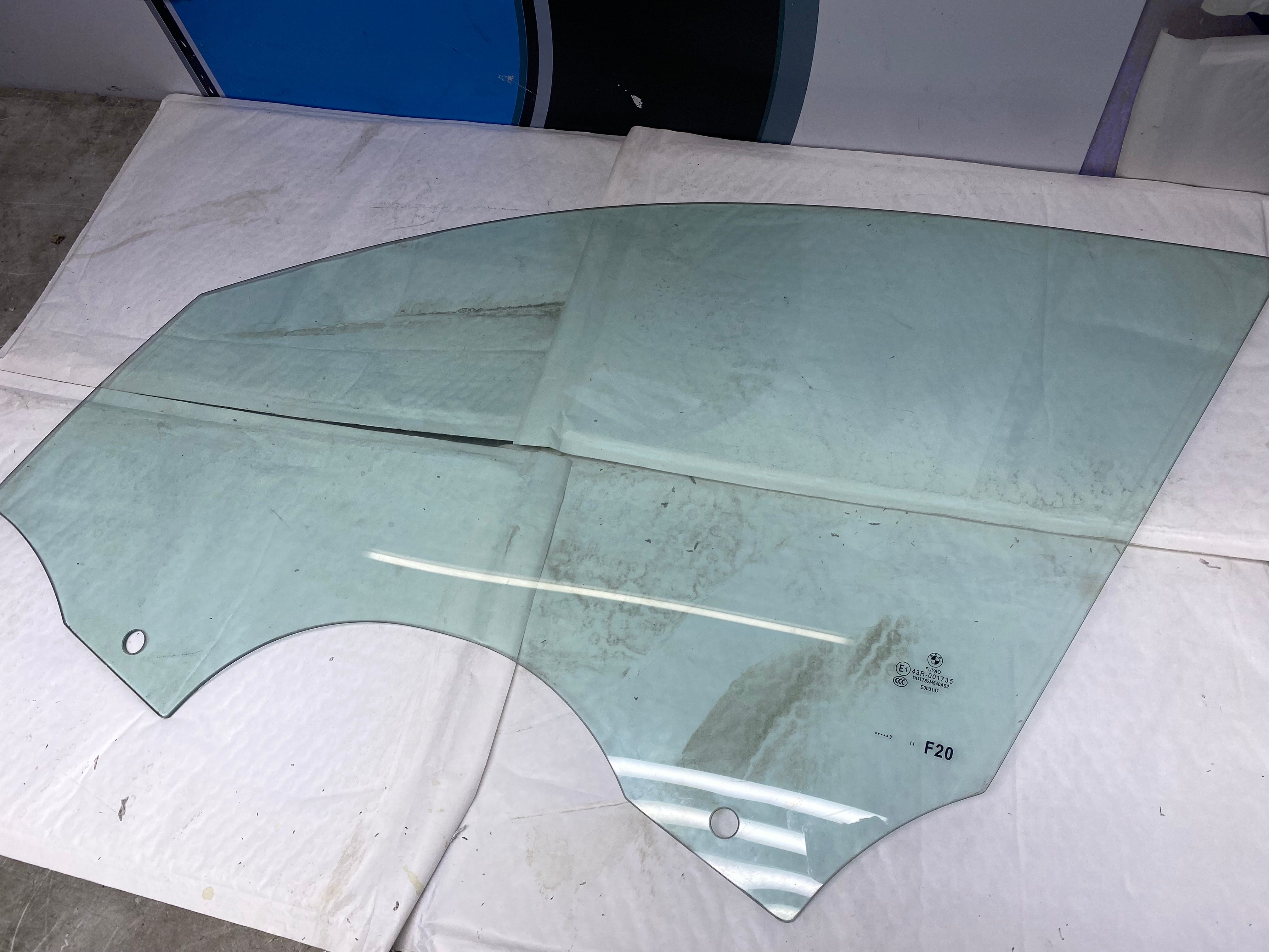 BMW 1 Series F20 Front Passenger Side Window Glass 2011–2019