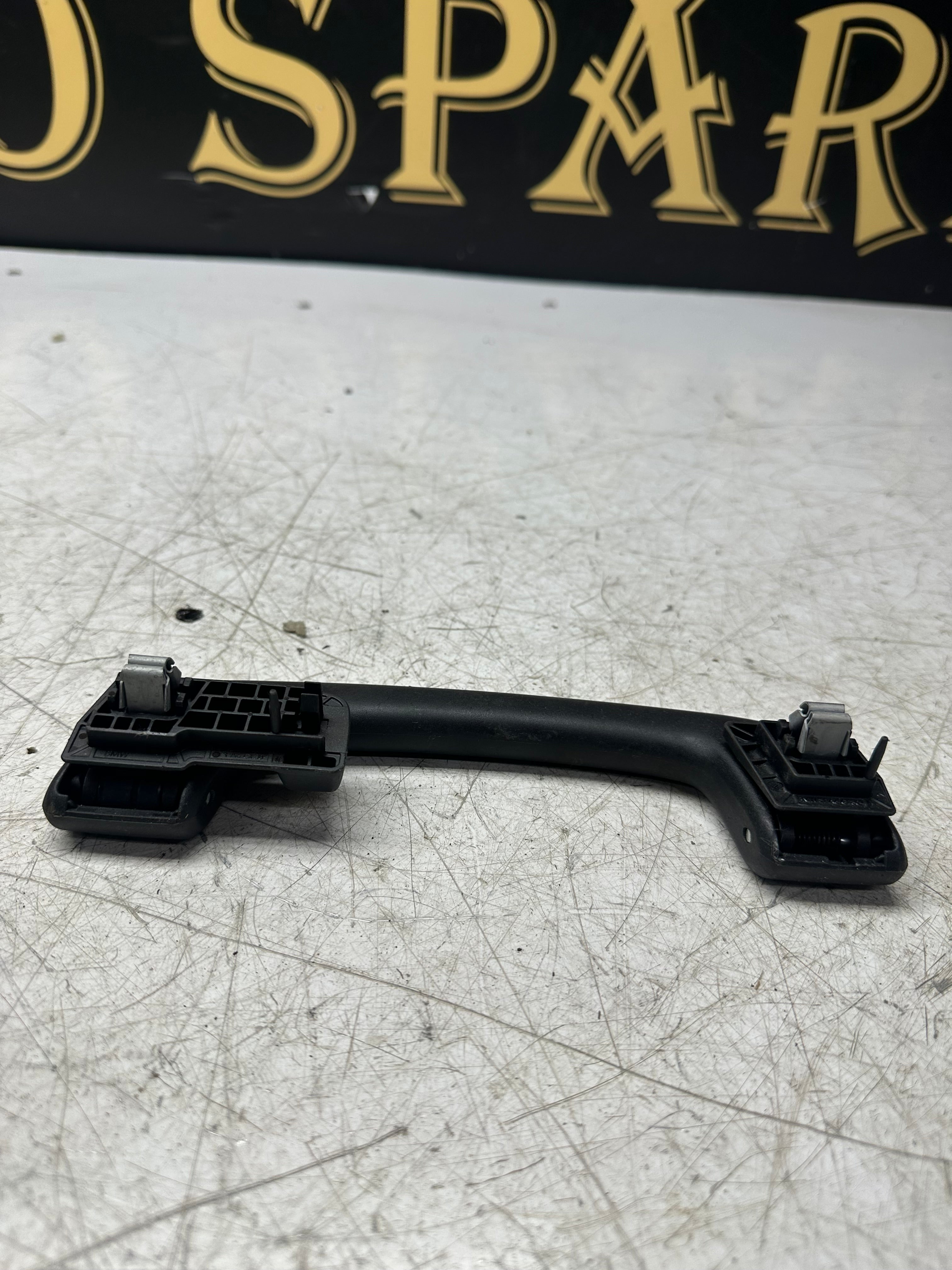 BMW i3 G08 Right Roof Handle PA6-GF30 – 2018–2024