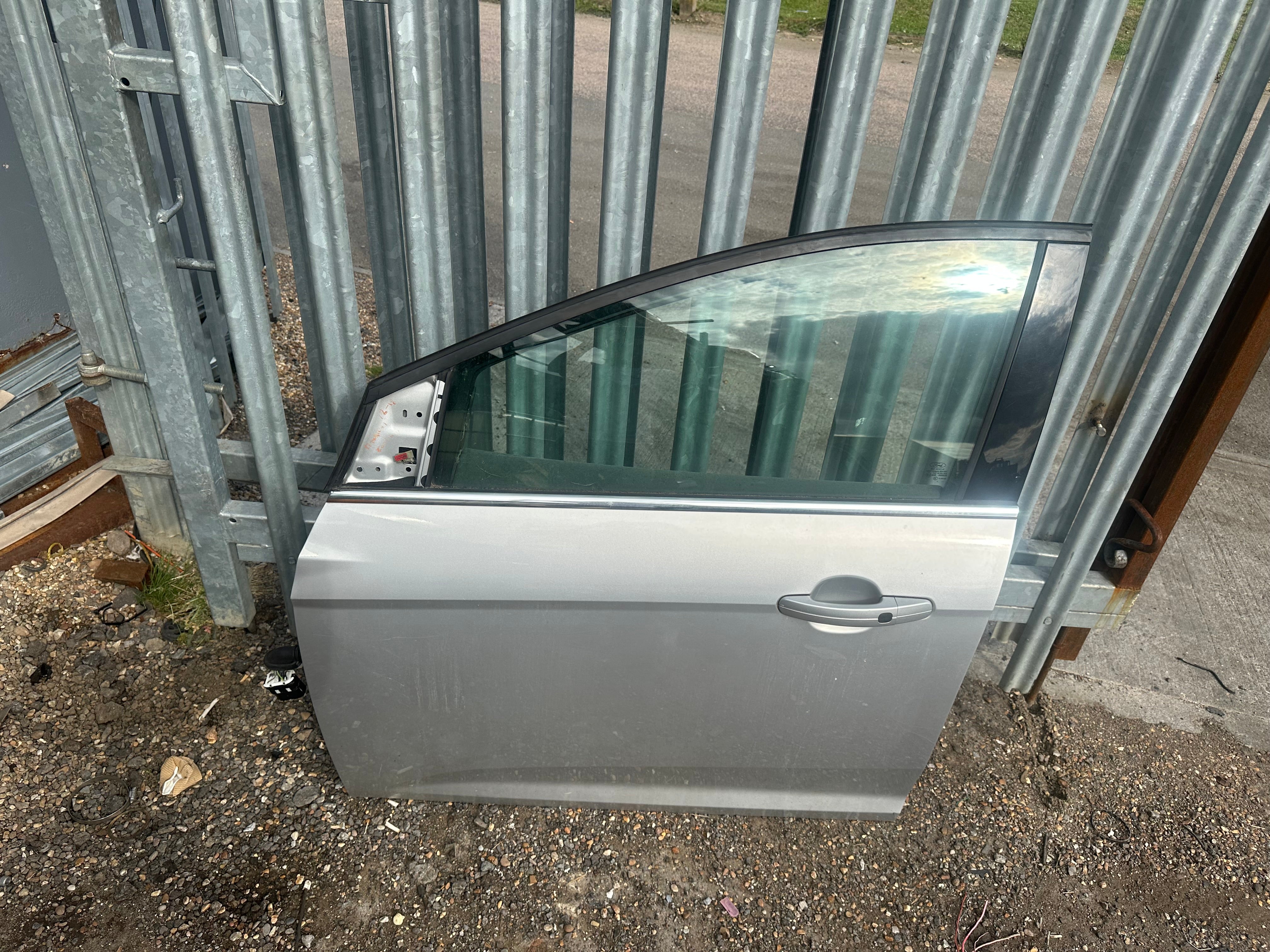 Ford Focus Titanium 2012–2018 Left Front Passenger Door (N/S/F)