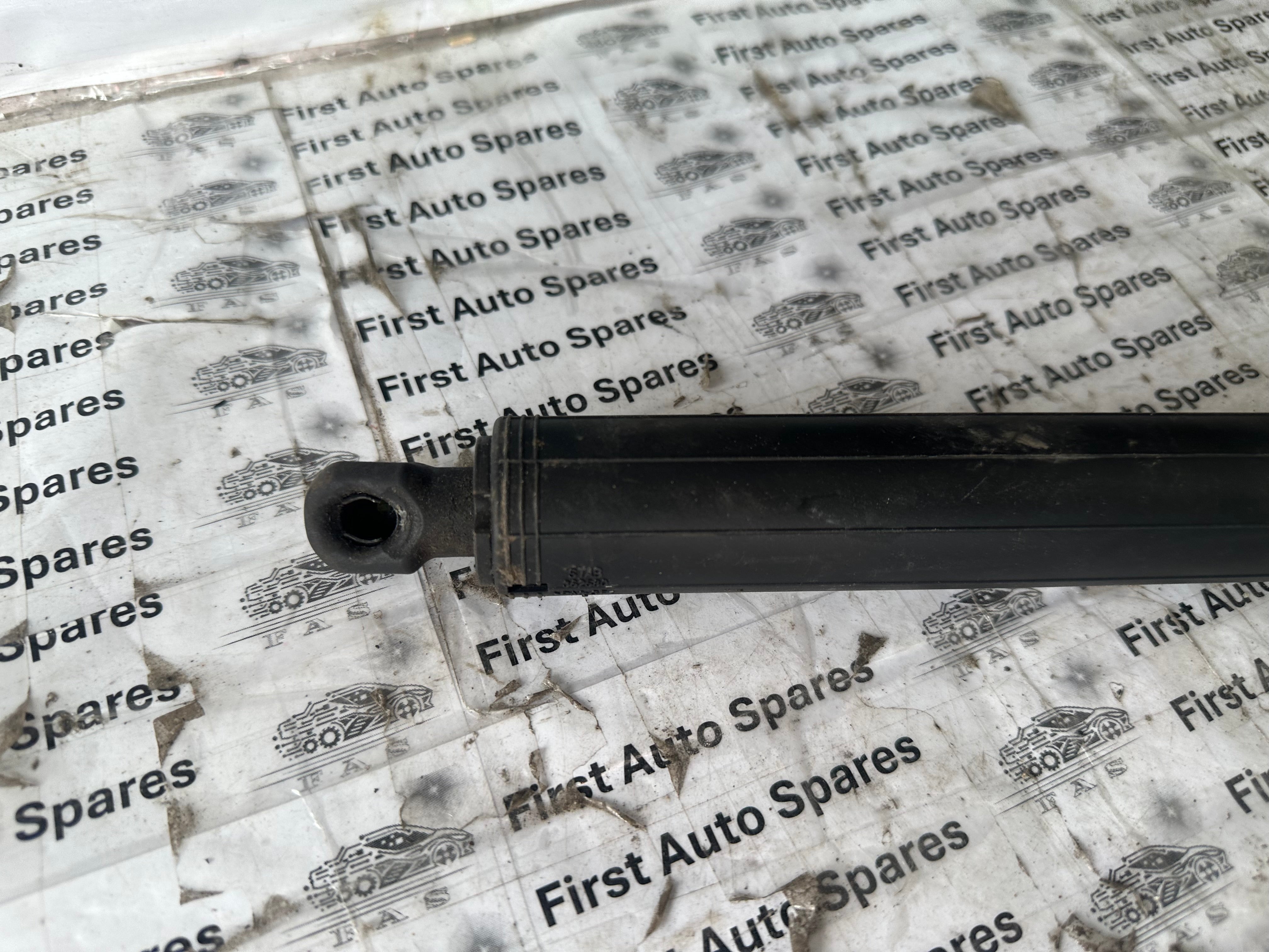 BMW X1 F48 Left Passenger Tailgate Powerlift Electric Strut (7350839)