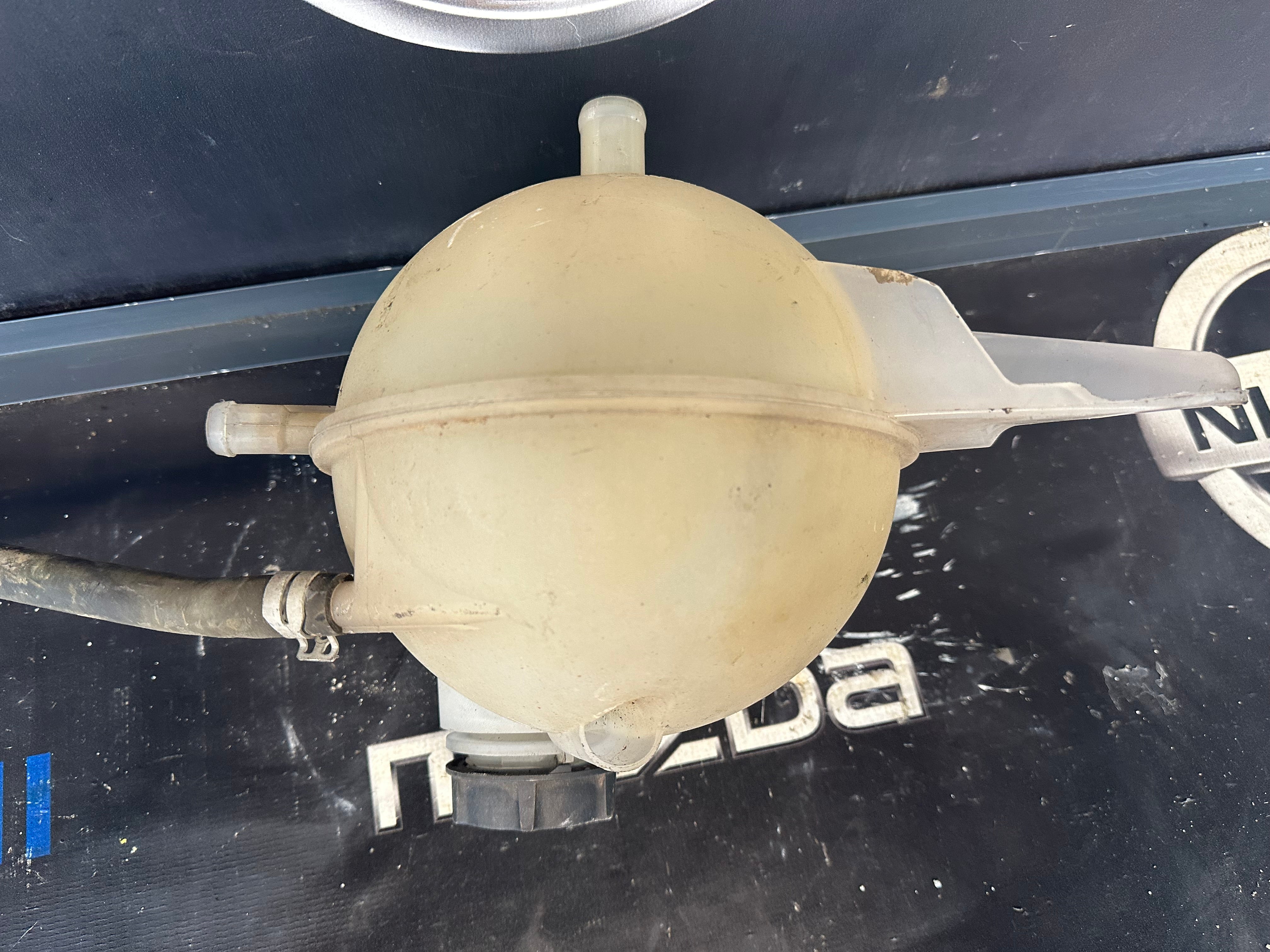 Ford Transit 2013-2018 Expansion/Overflow Bottle (BK218K218AH)