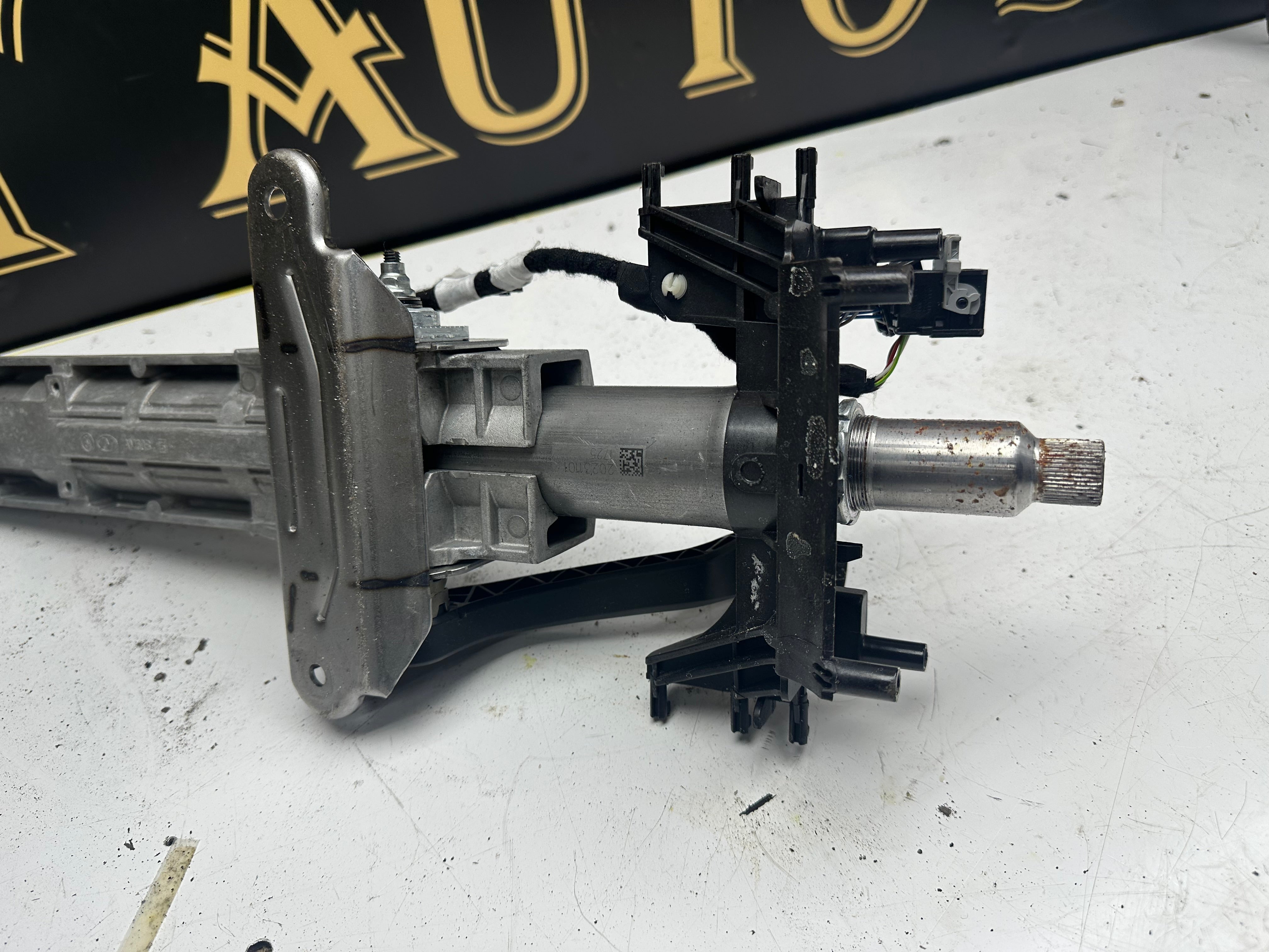 BMW G20 G21 G22 G23 G42 G01 G02 2023 Steering Column (LS 6896187 05)