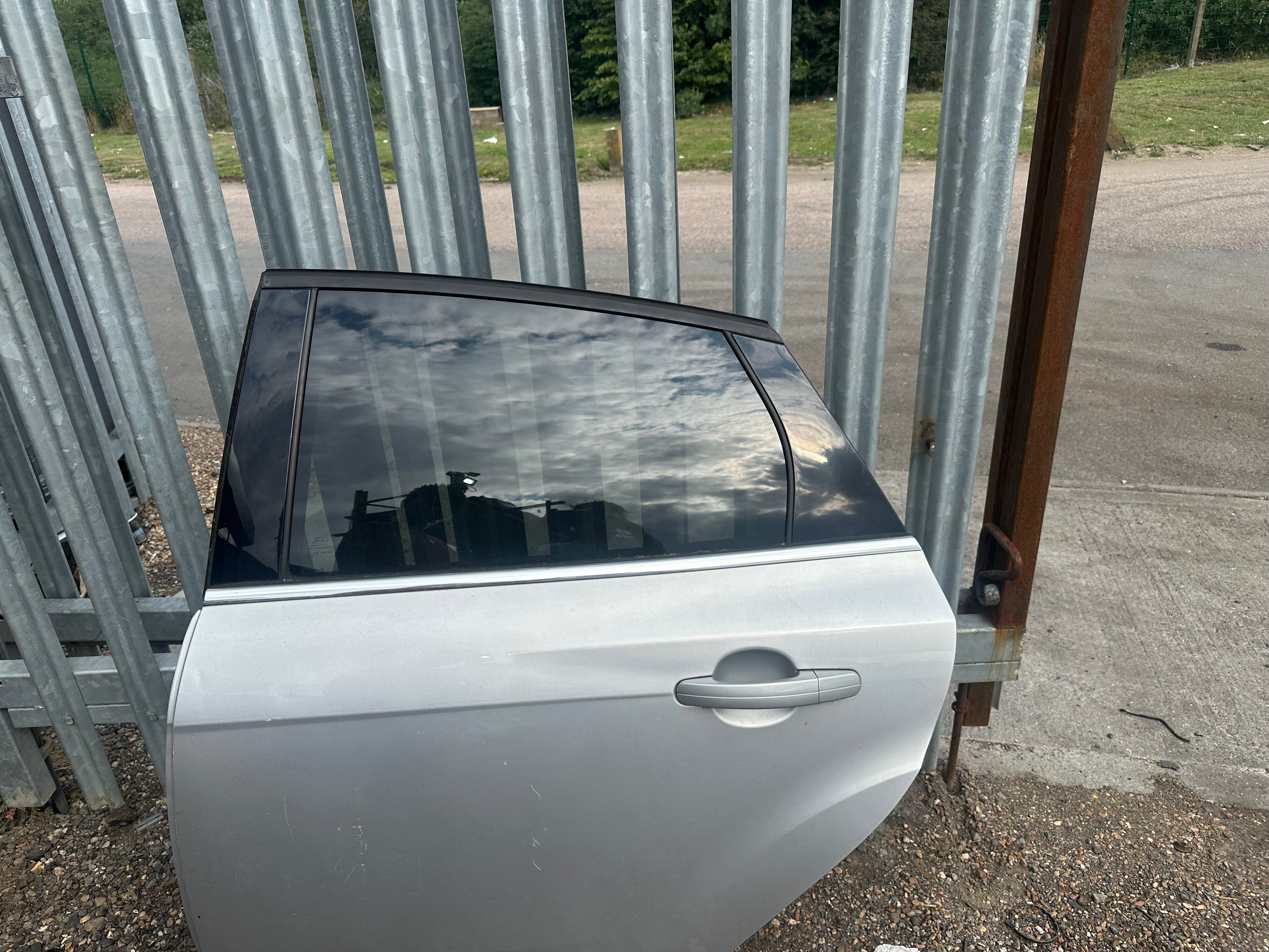 Ford Focus Titanium 2012–2018 Left Rear Passenger Door (N/S/R)