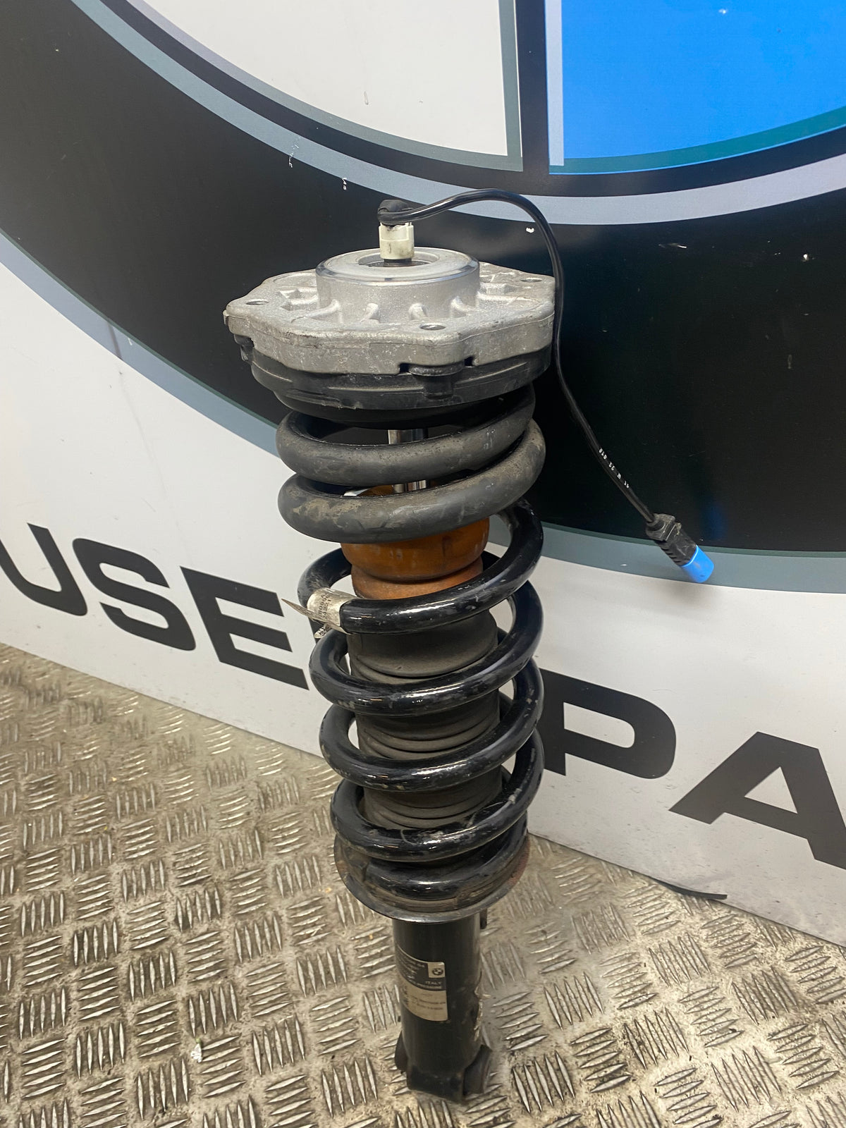 BMW X3M F97 Rear Right Shock Absorber 3.0 Petrol 2019–2021 (8067508)