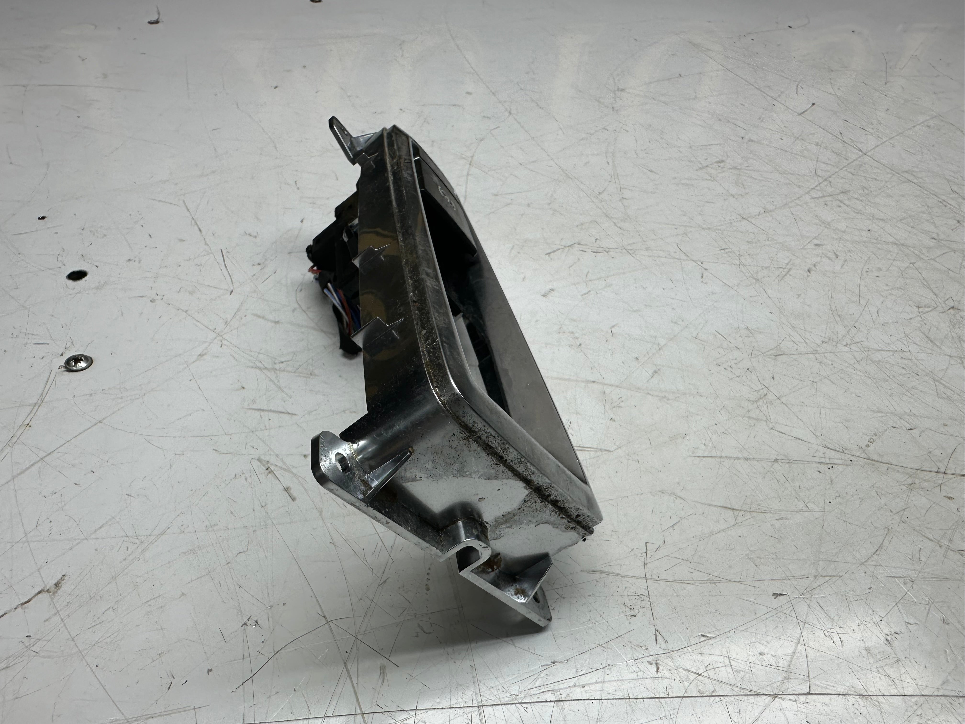 BMW X5 F15 2014 Hand Parking Brake Switch (9355232-01) (105075070R)