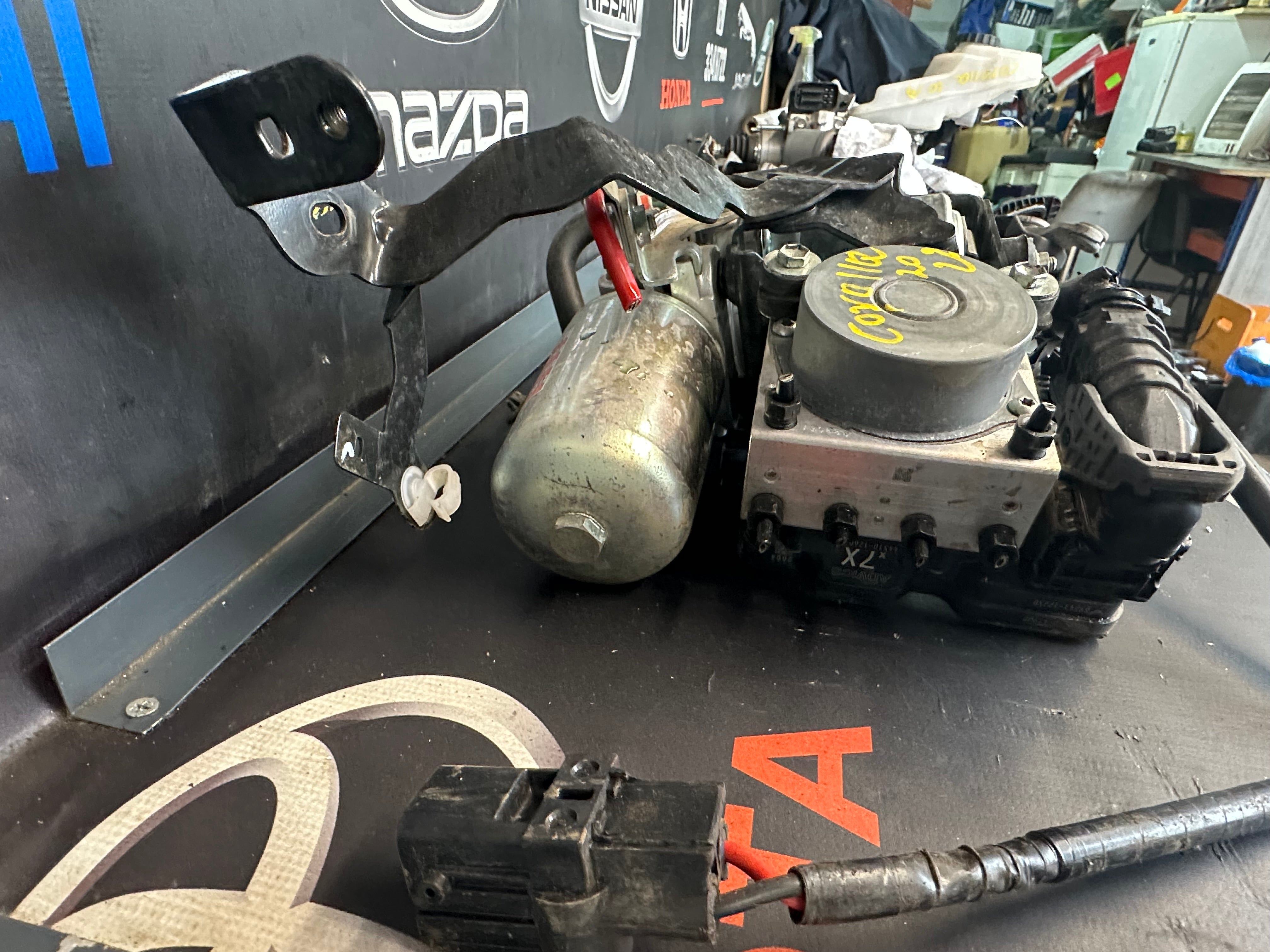 Toyota Corolla Hybrid Brake Booster with ABS (44510-12600, 47070-47080)