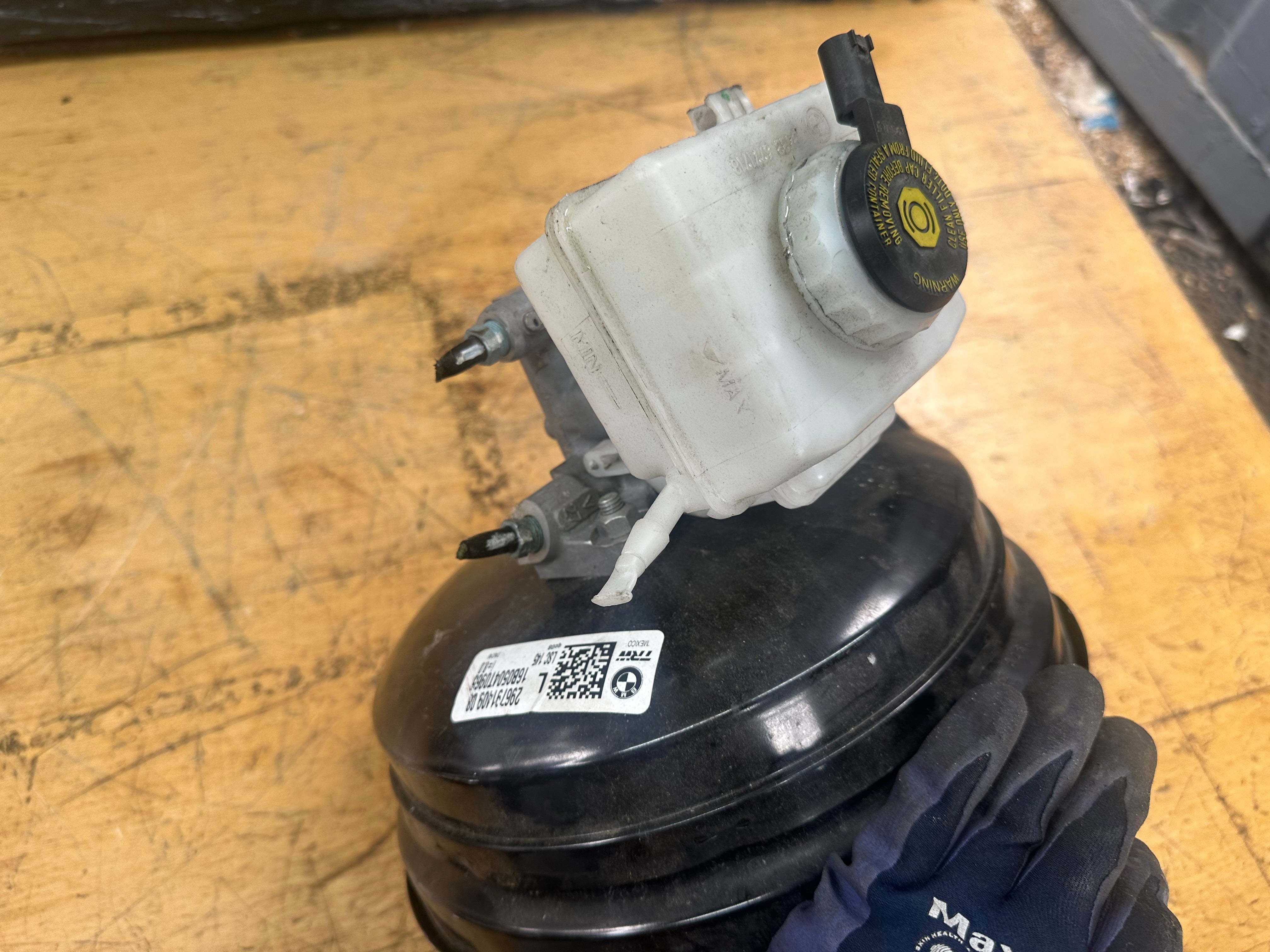 BMW X6 F16 2015 3.0 Diesel Brake Servo & Master Cylinder (296791409 08)