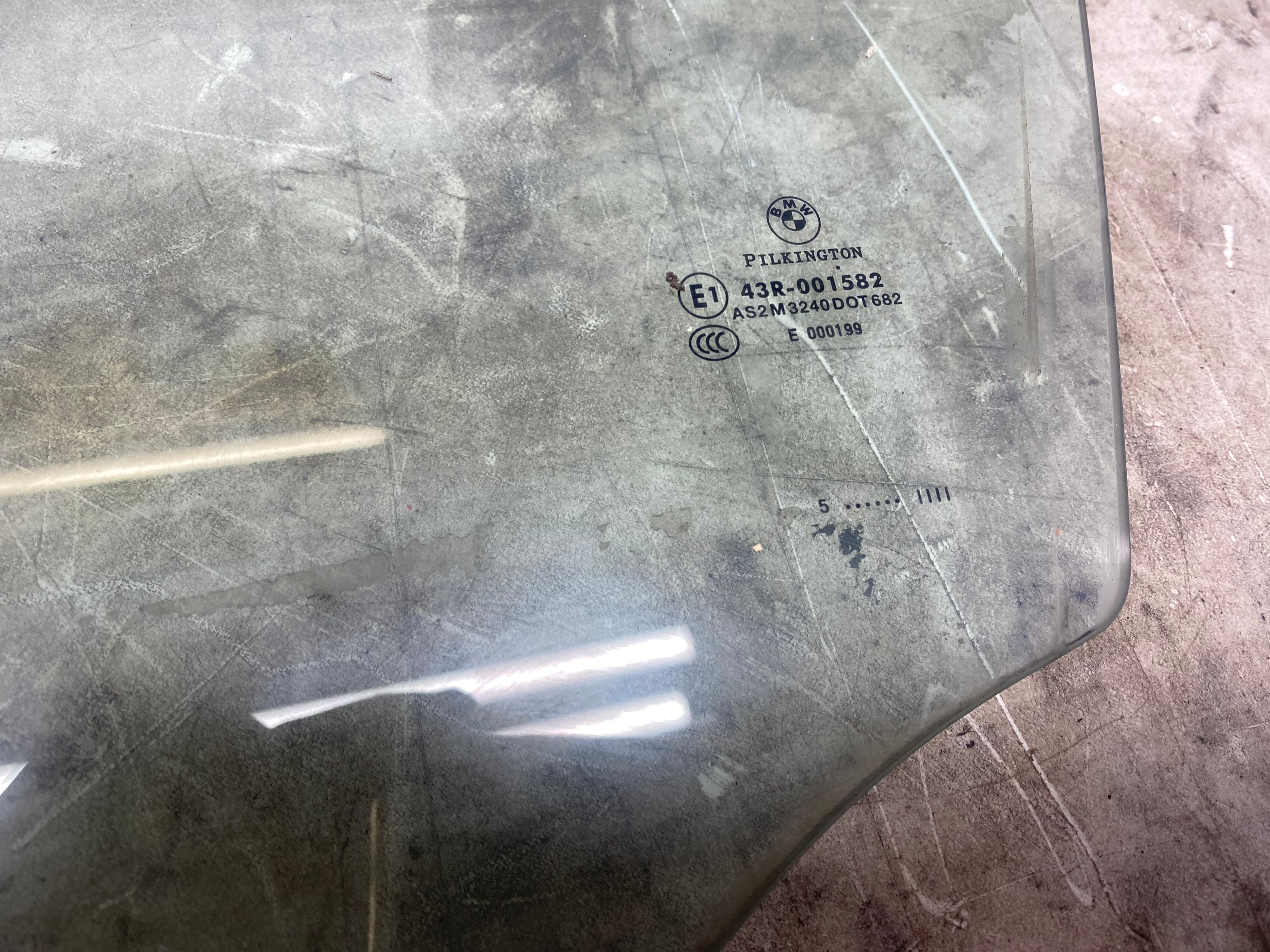 BMW 3 Series E90 Front Passenger Side Window Glass 2005–2012