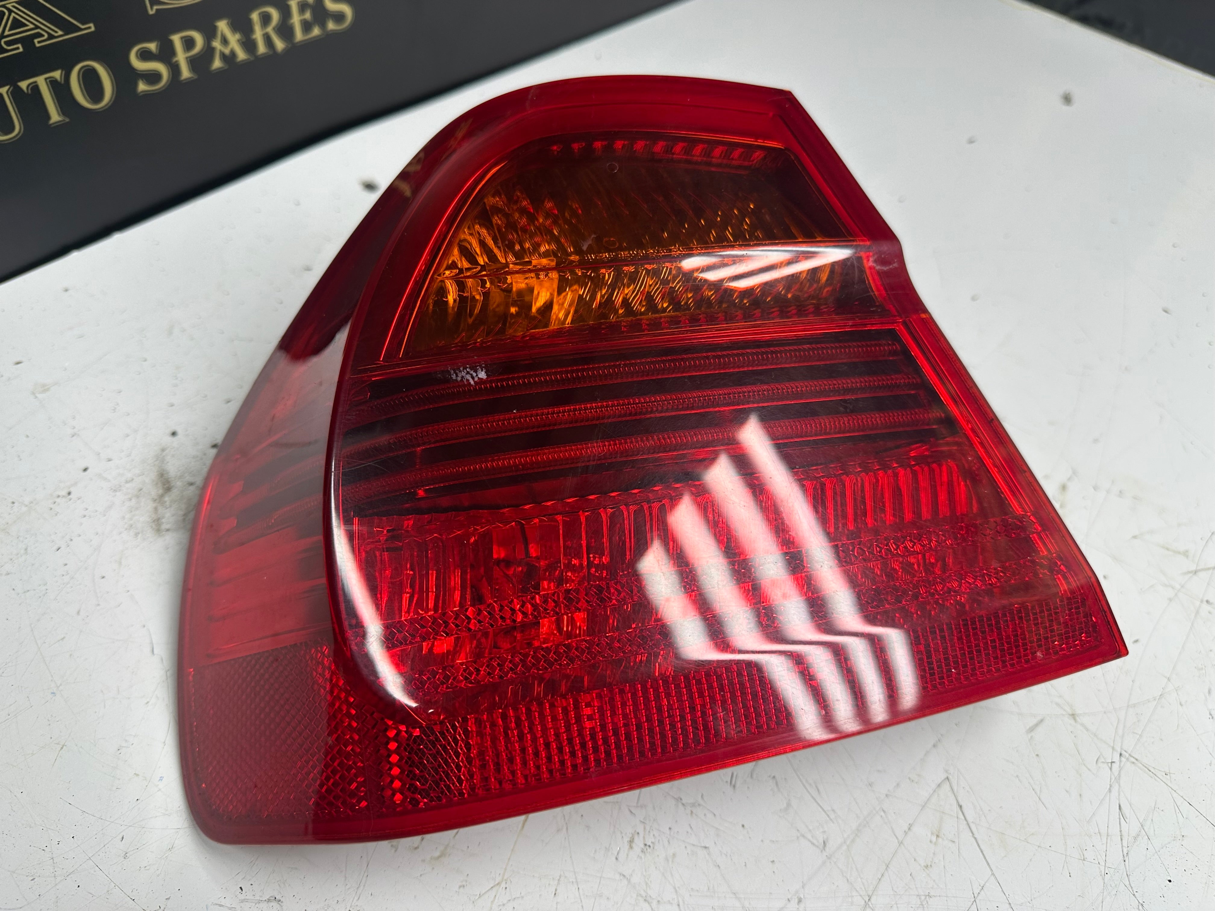 BMW 3 Series E90 E91 E93 2008 Left Rear Tail Light (276301 L)