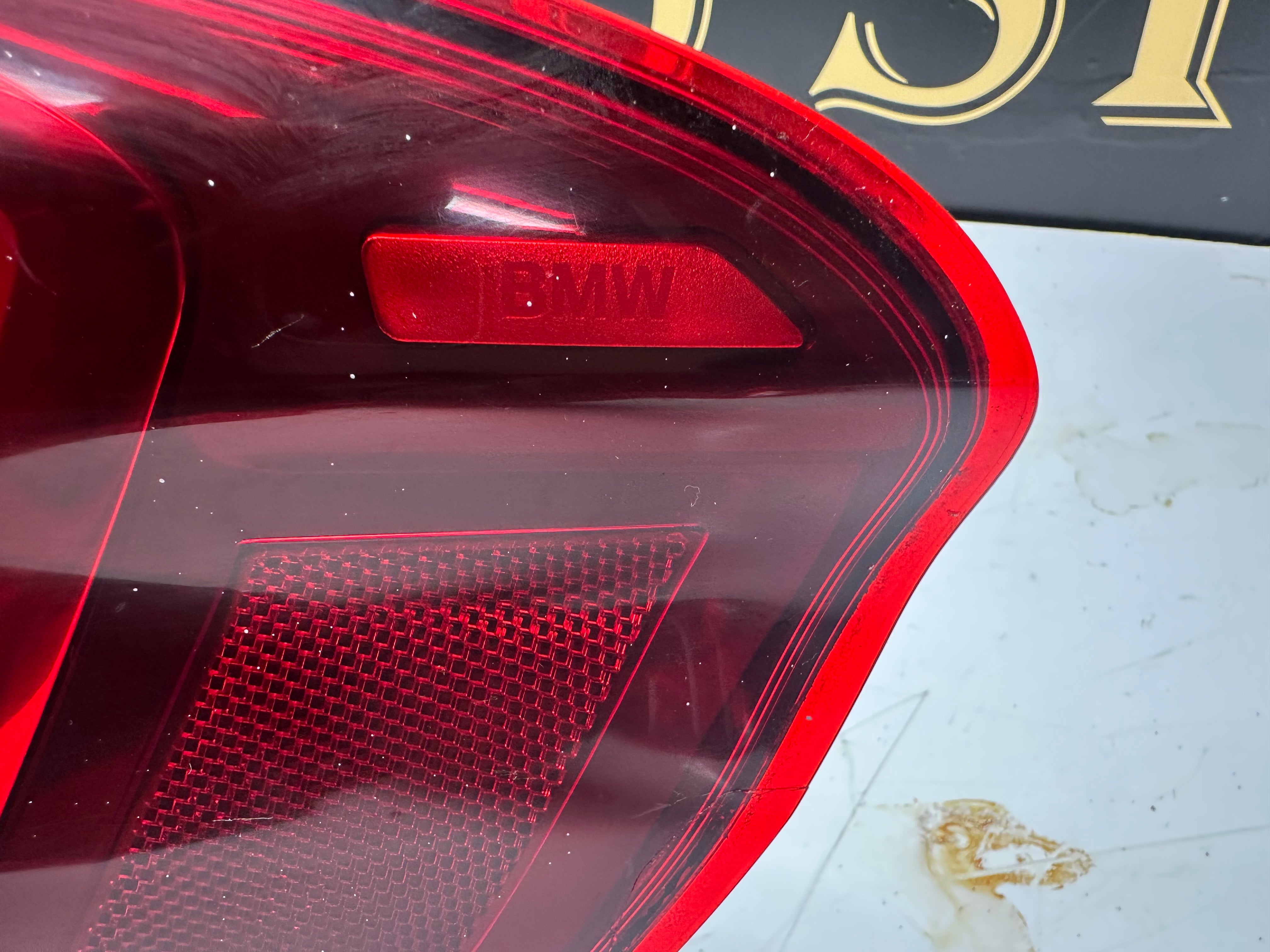 BMW X5 F15 2013–2018 xDrive Right Rear Tail Light (7290100-10) (011297-02)