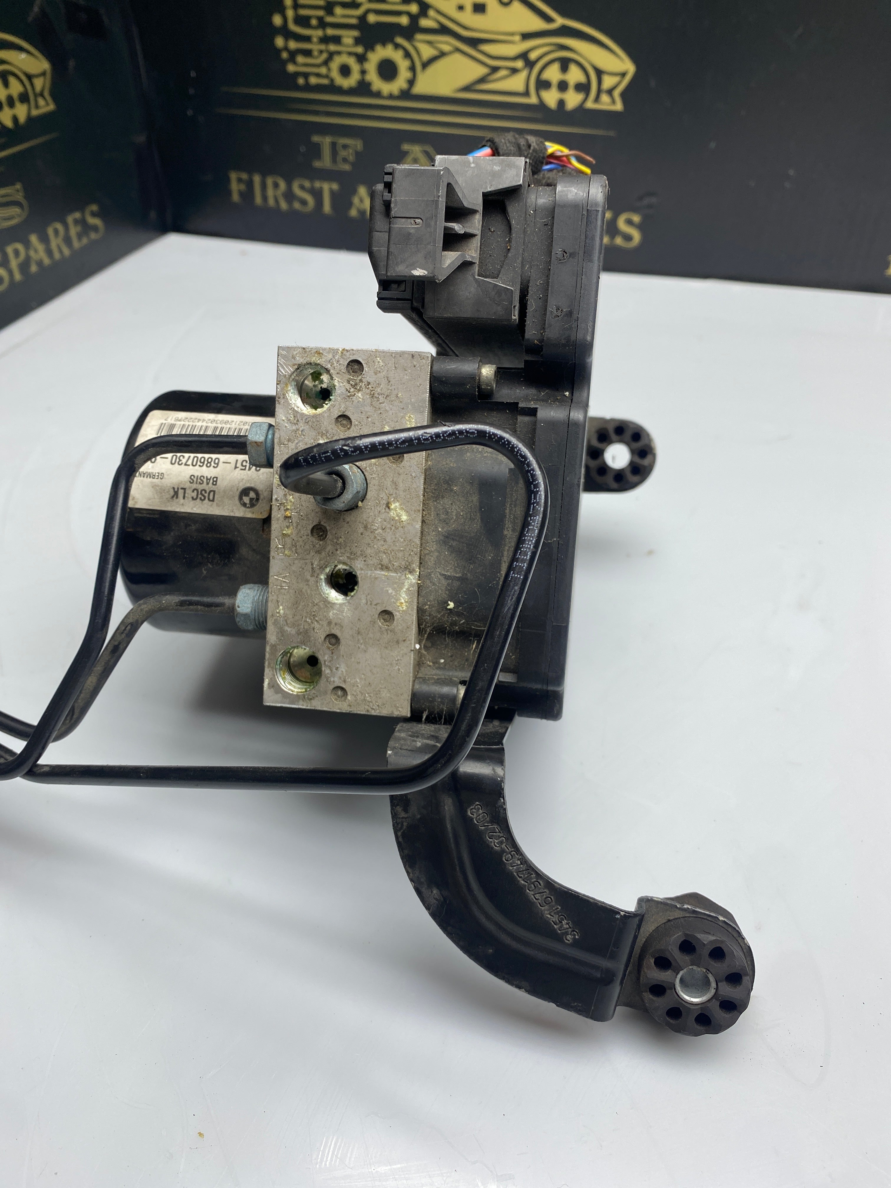 BMW 3 Series F30 ABS Pump & DSC Control Module – 2012–2019 (6860731 / 6860730)