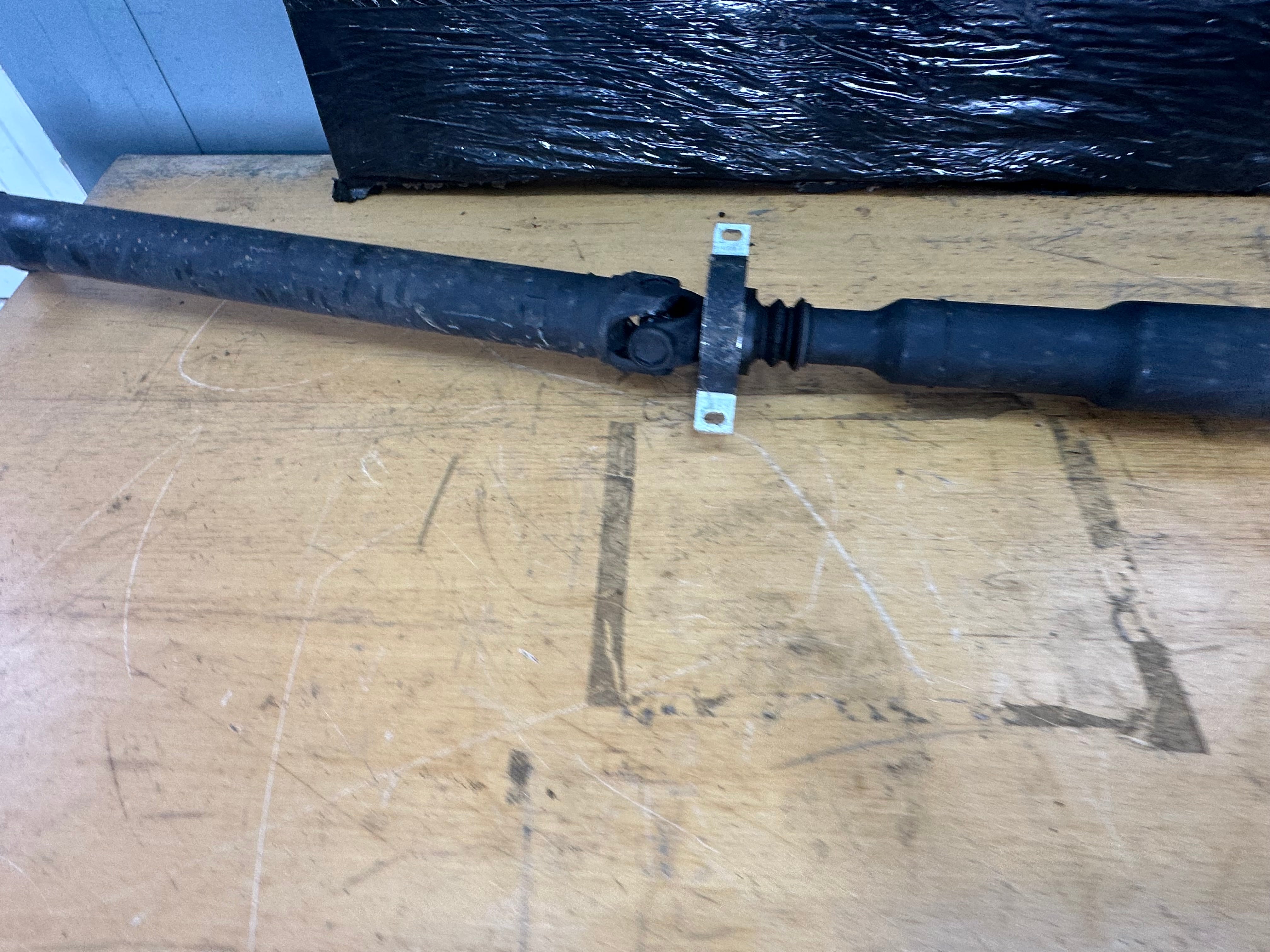 BMW 3 Series Petrol Prop Shaft 2019-2024 (8848018-02) (72883810)