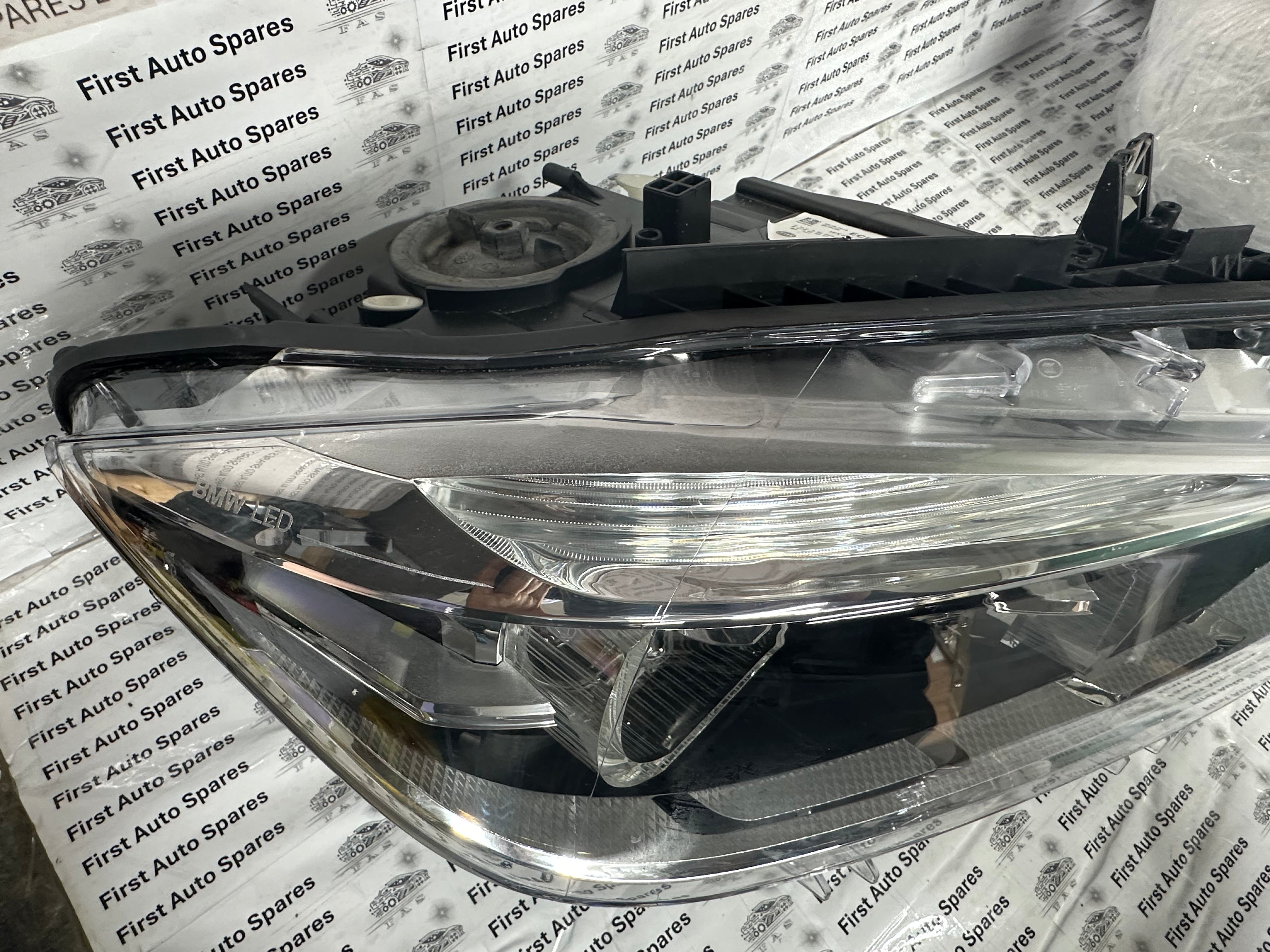 BMW 3 Series F30 F31 Right Headlight (7419634-01)