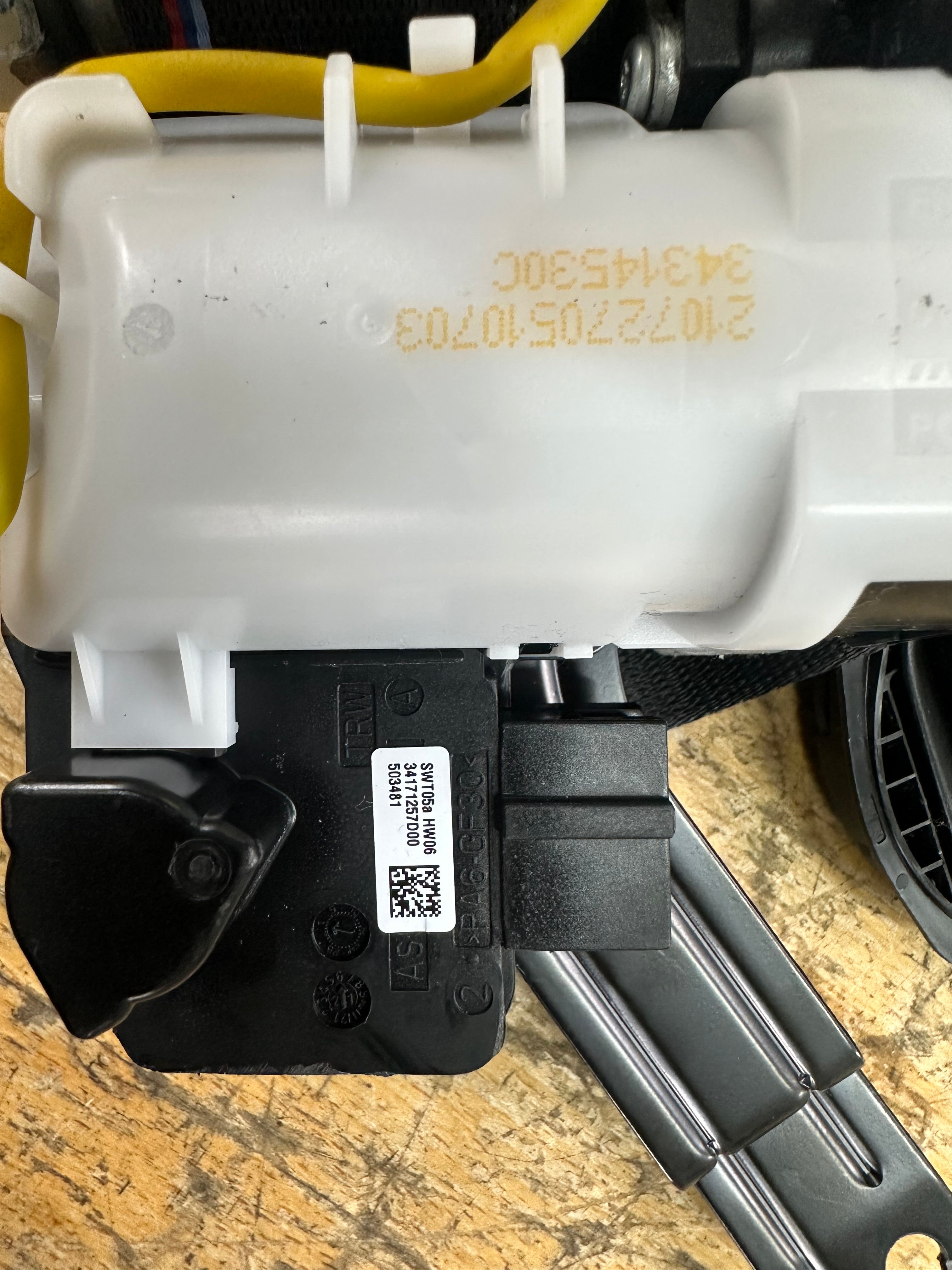 BMW X3 M F97 N/S/F Passenger Seatbelt Pretensioner M Sport Stitching (8076195)