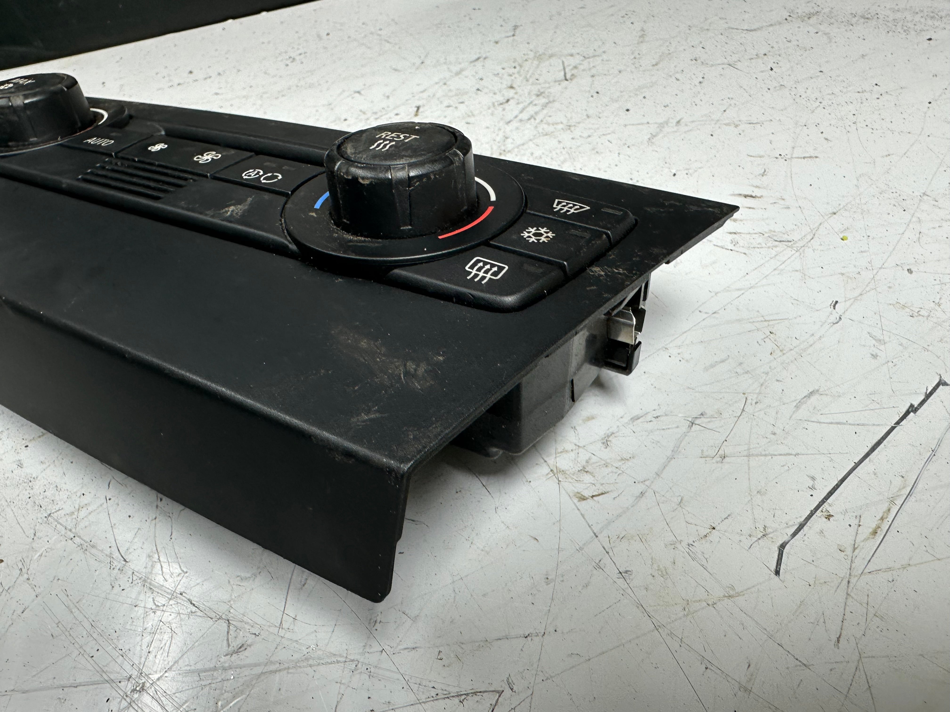 BMW 3 Series E90 Heater Climate Control Panel Switch (6983944) (6983944-01)