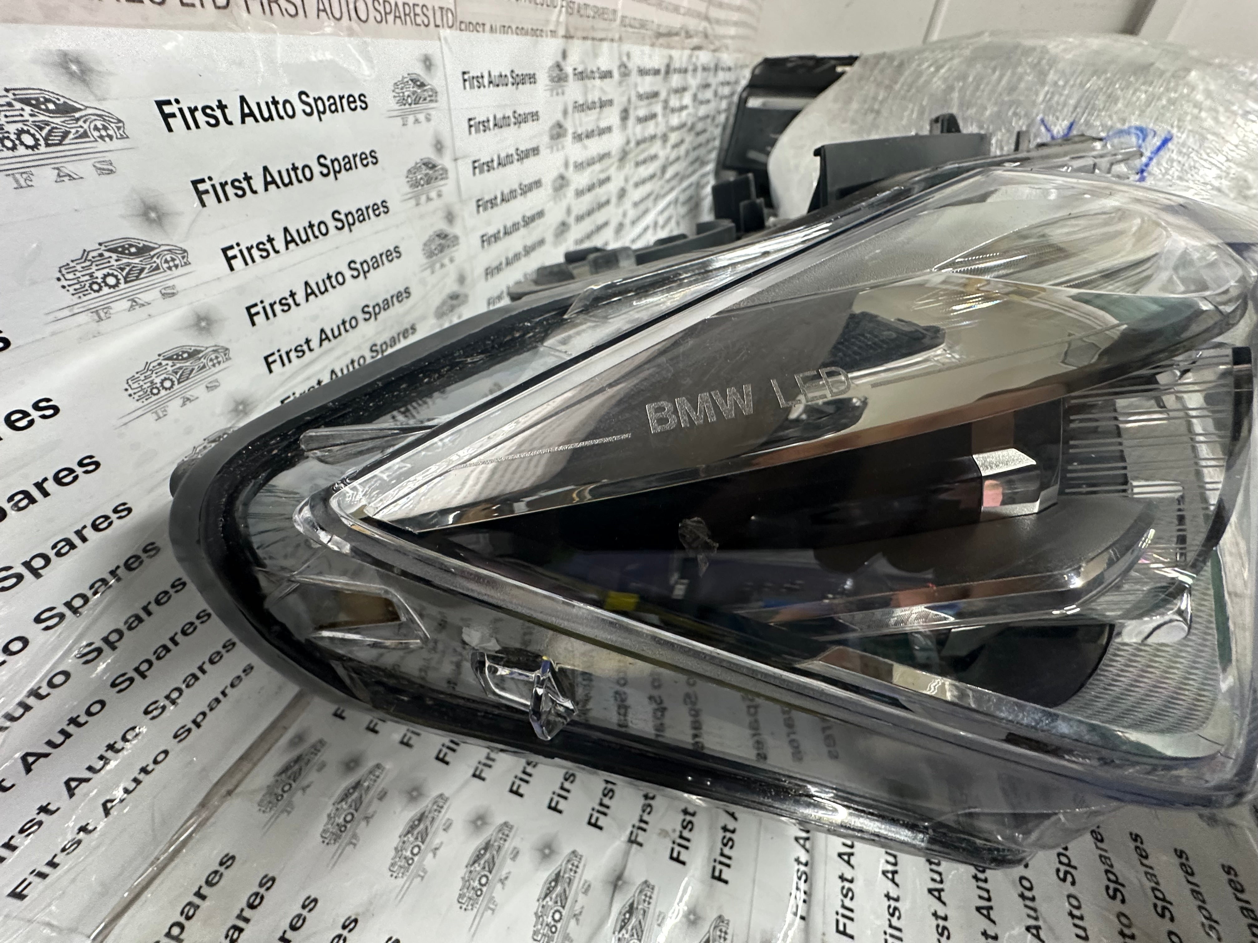 BMW 3 Series F30 F31 Right Headlight (7419634-01)