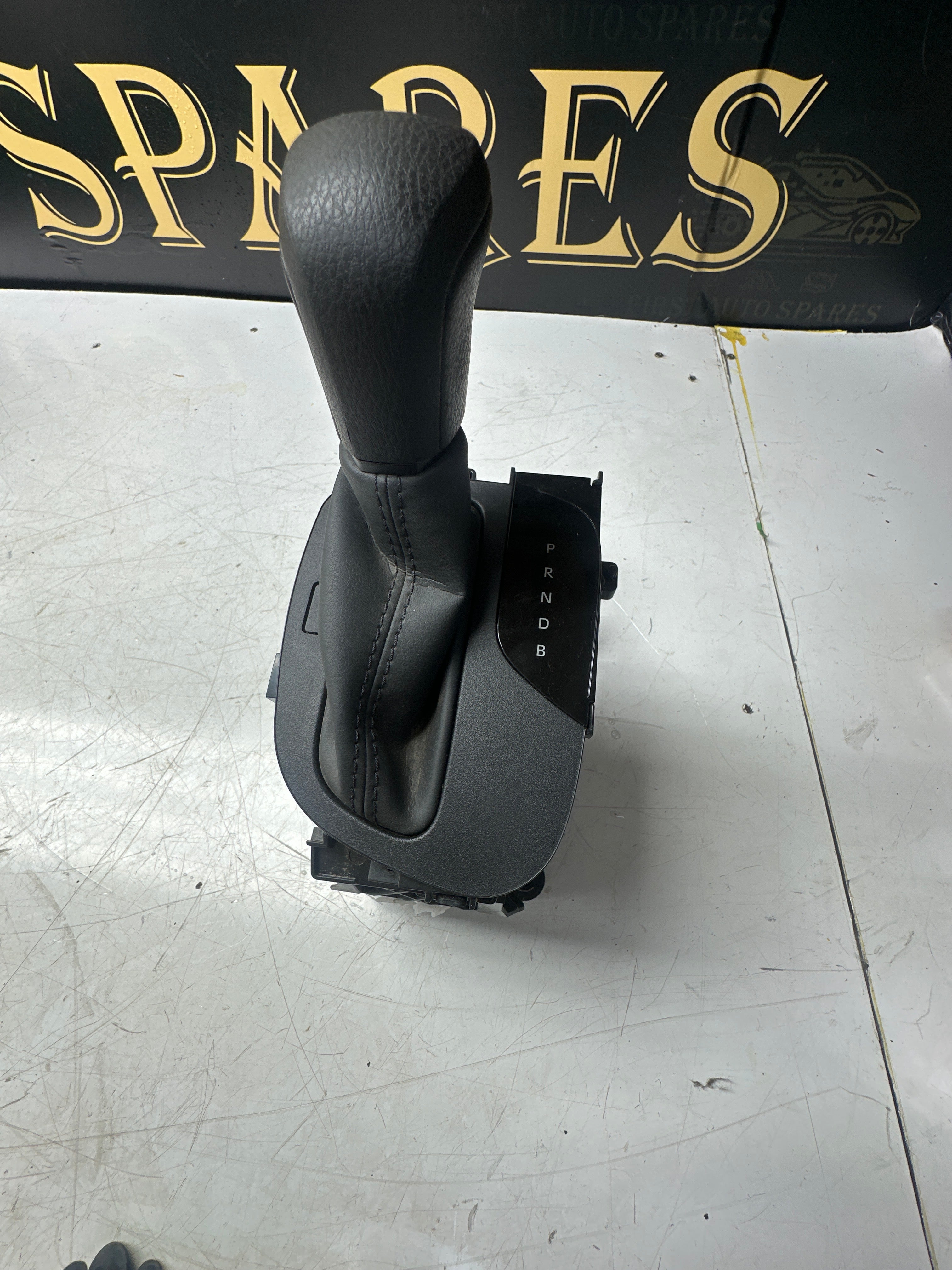 Toyota Yaris 2022 Automatic Gear Selector |(75G591-RHD)