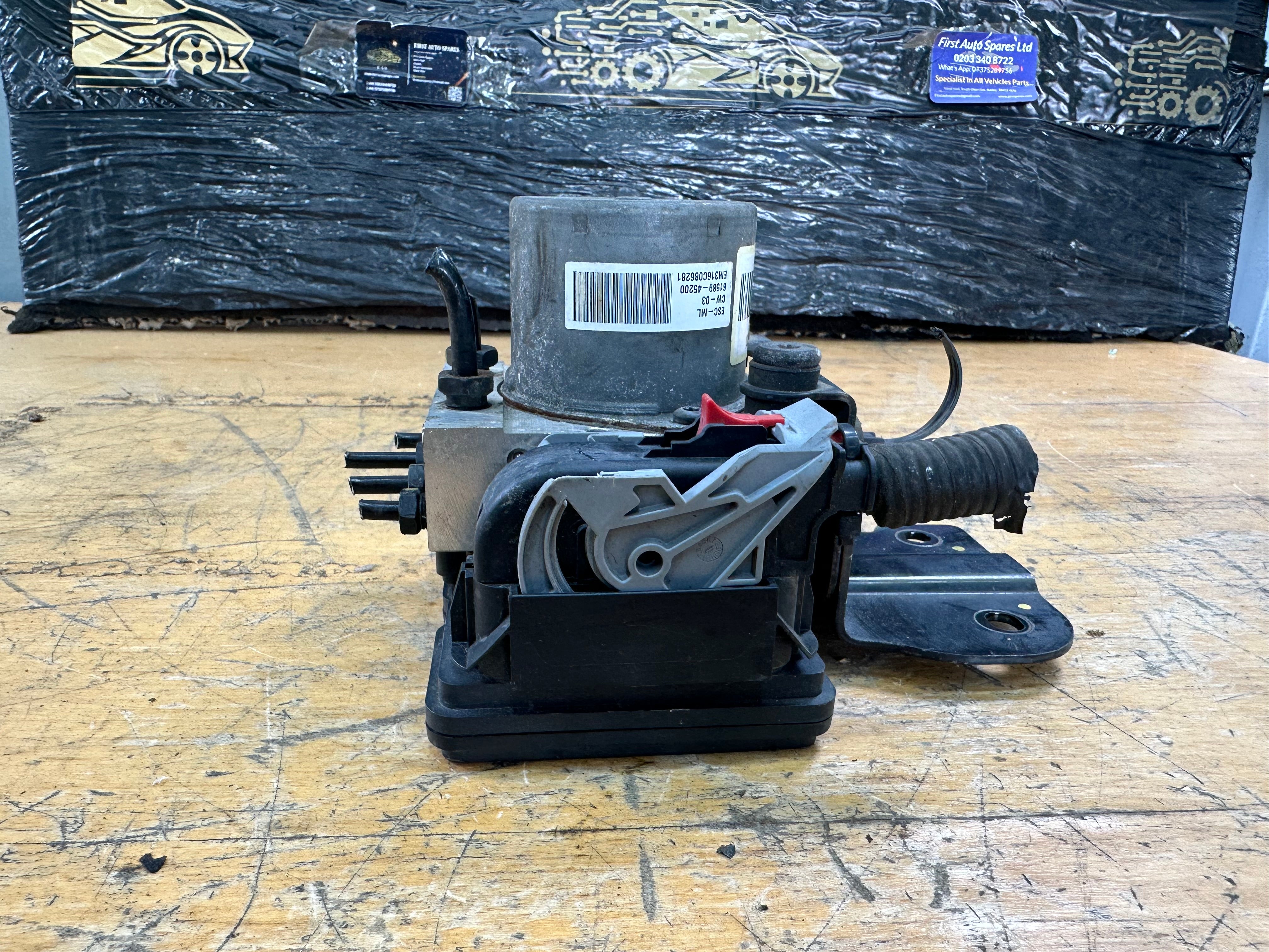 Hyundai i30 2016 ABS Pump Controller Modulator (58900-A6730)