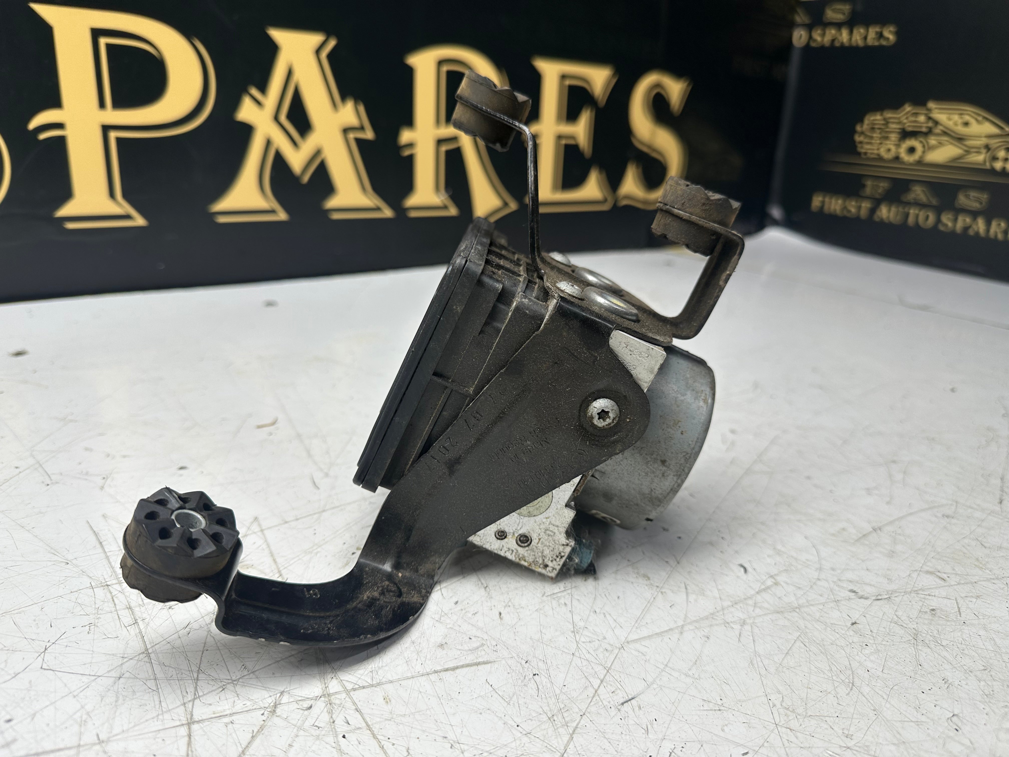 BMW 1 & 3 Series ABS Pump ECU Unit (3451-6887509-01) (6887510) (10.0220-1084.4)