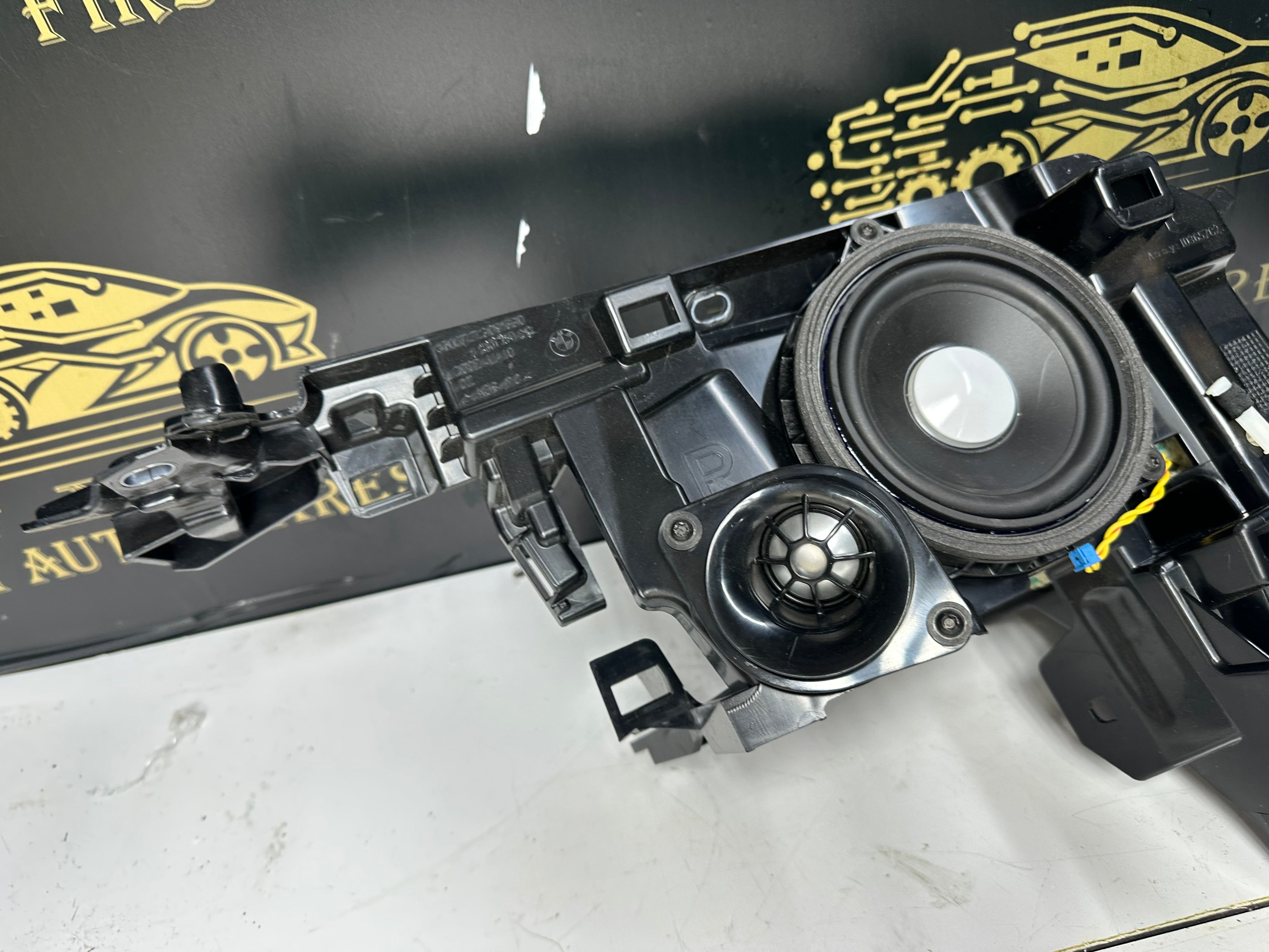 BMW 4 Series F36 Rear Stand Trunk Right Side (51477309530)