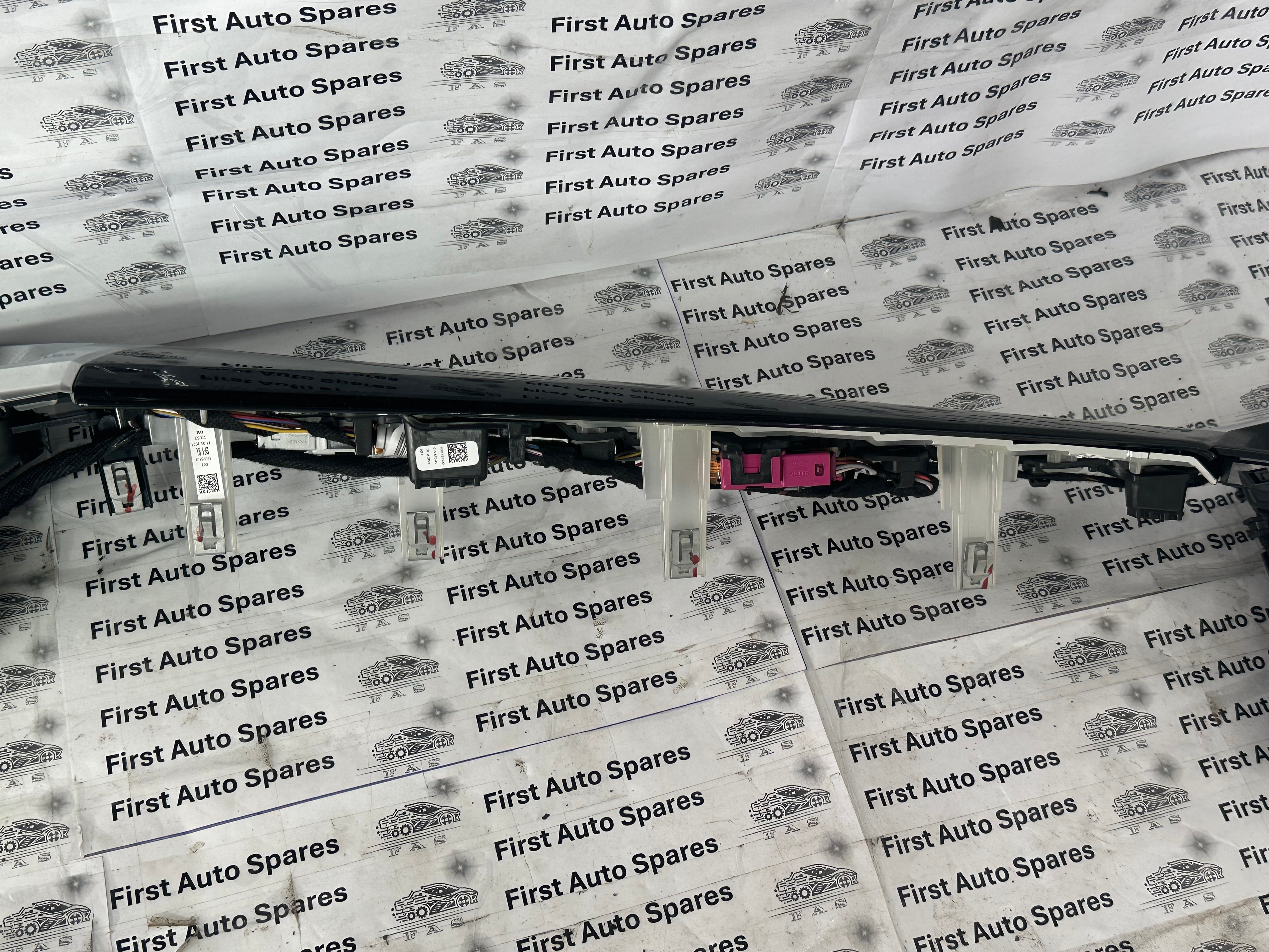 BMW 3 Series G21 Climate Control with Left Air Vent Grille (6848620, 4A0EDD1-02)