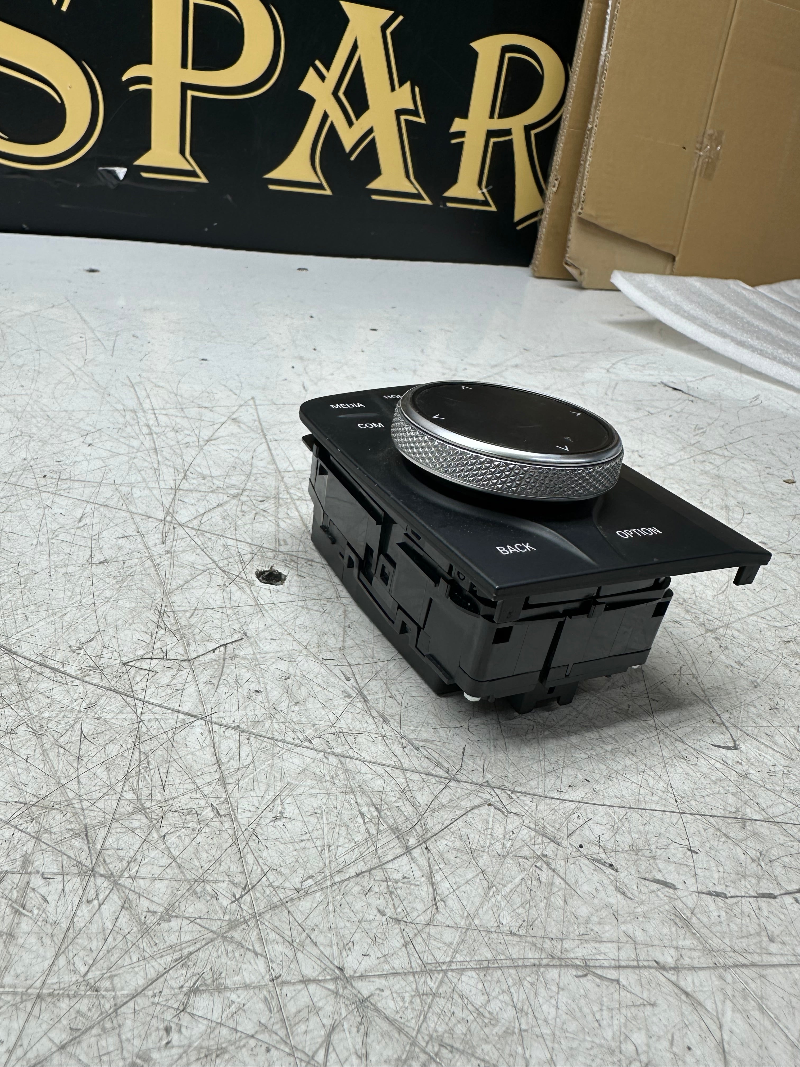 BMW 1 Series F40 Menu Navigation Switch 65829423197 – 2019–2024